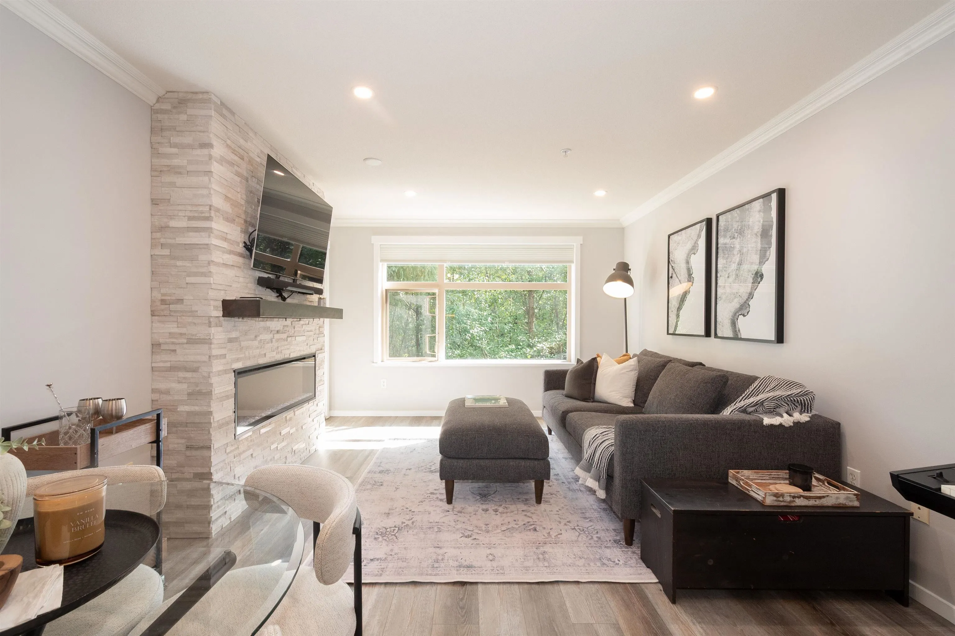 300 Klahanie Drive #204