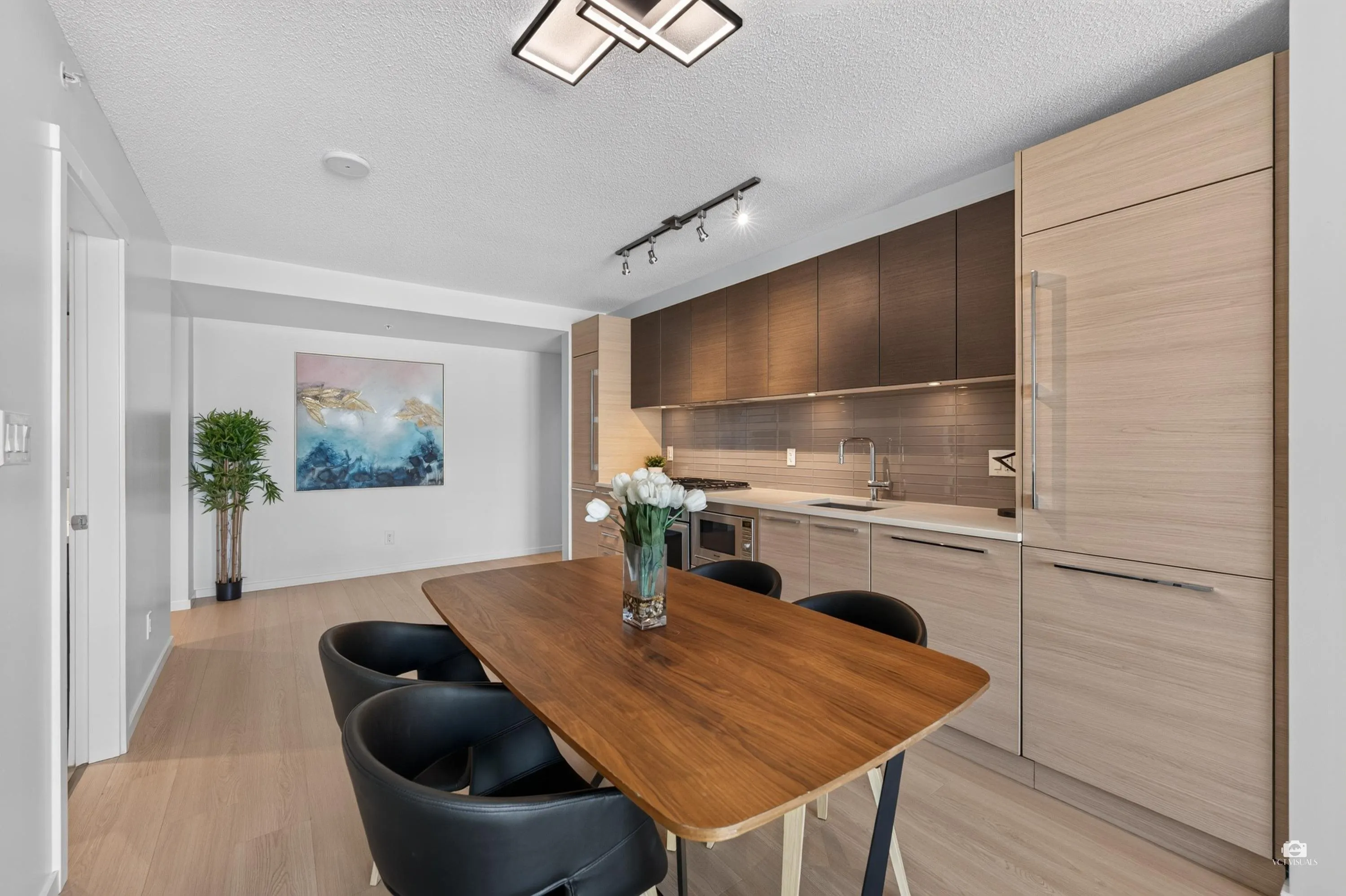 6658 Dow Avenue #1806