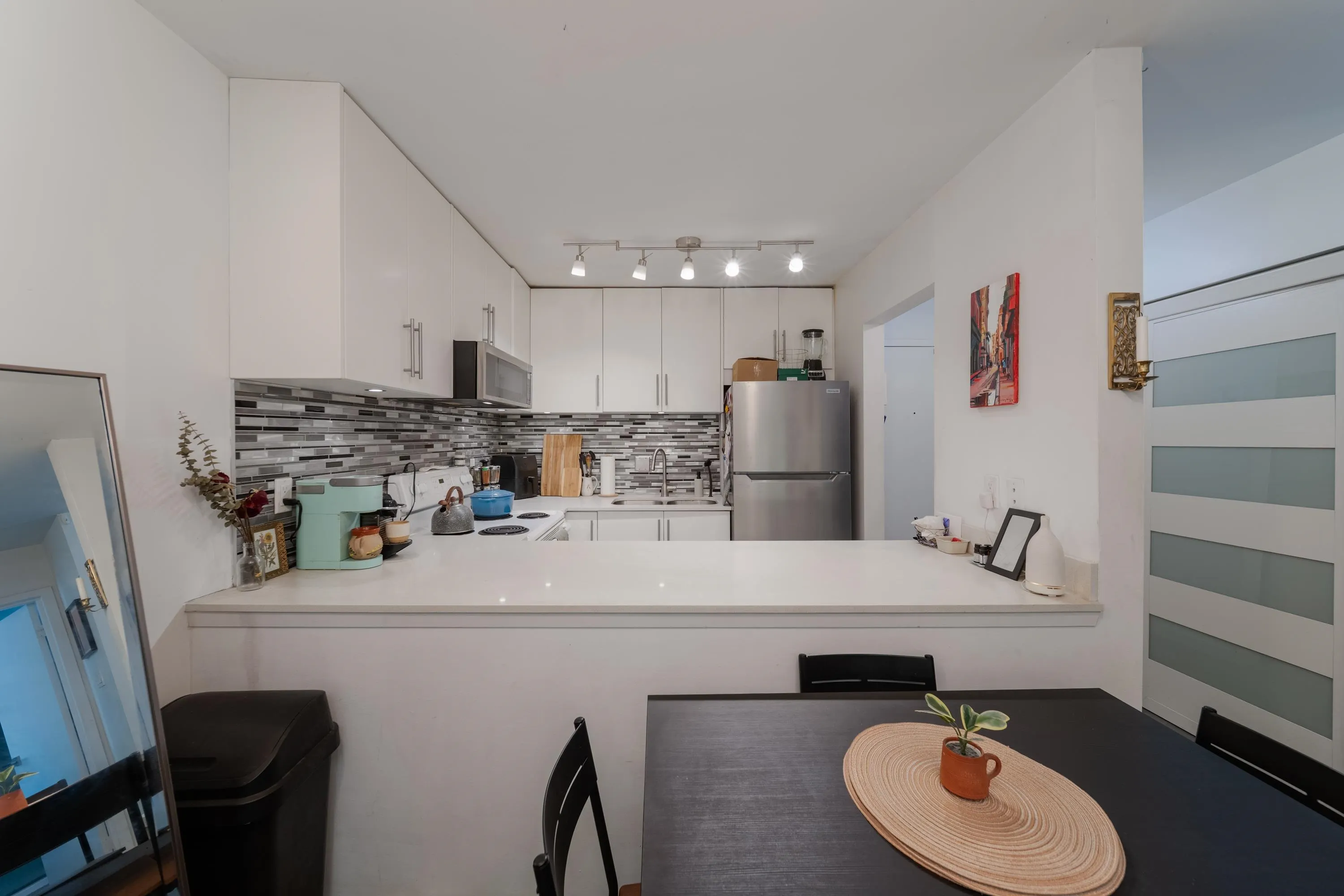 1425 Cypress Street #201