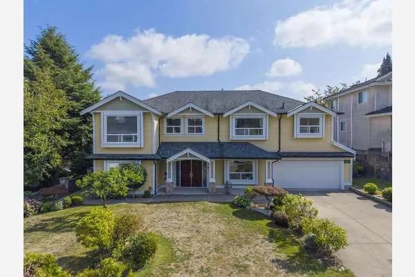 5891 Dickens Place