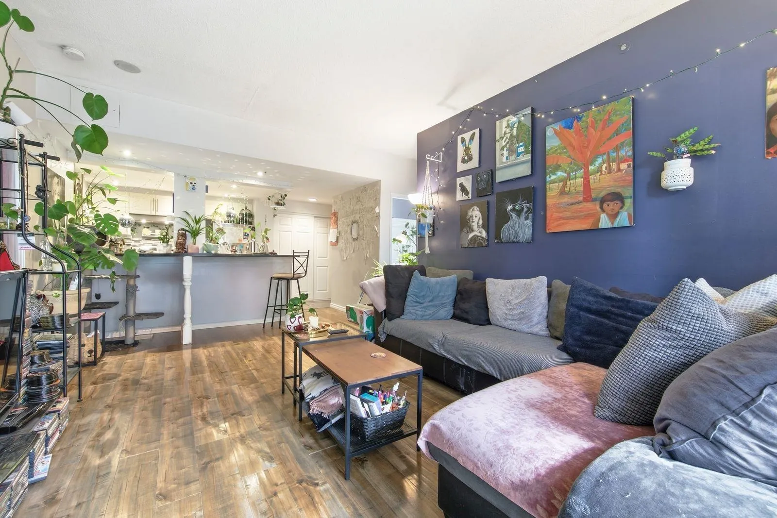 828 Agnes Street #101