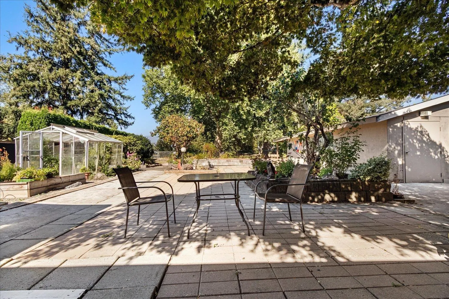 45985 Collins Drive