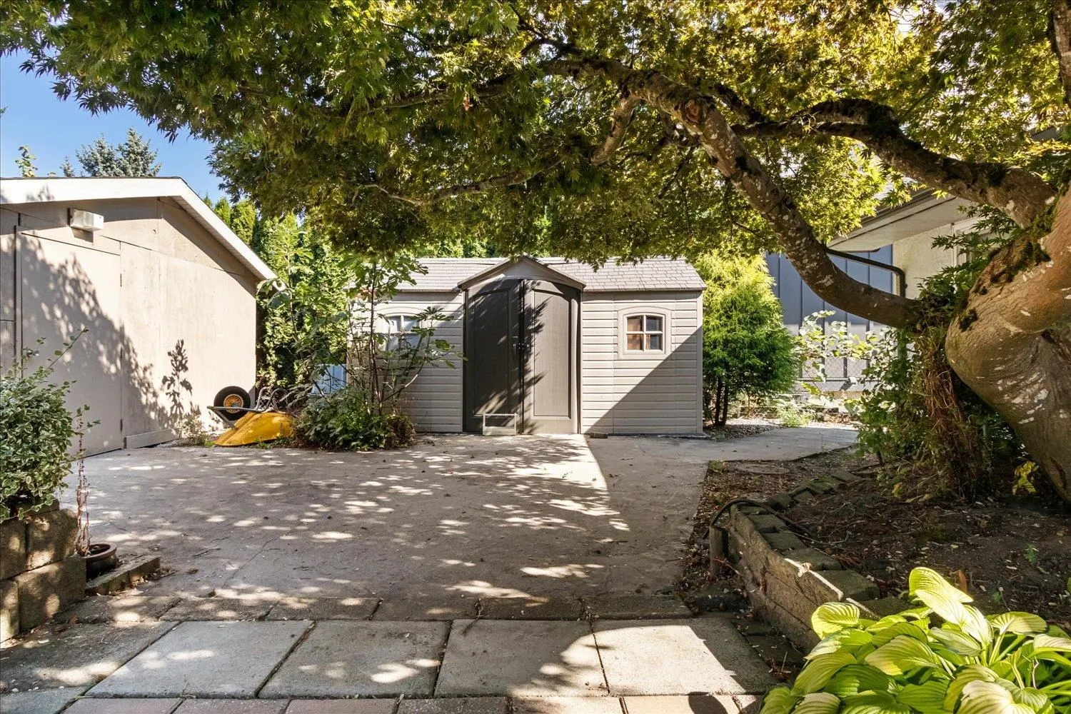 45985 Collins Drive