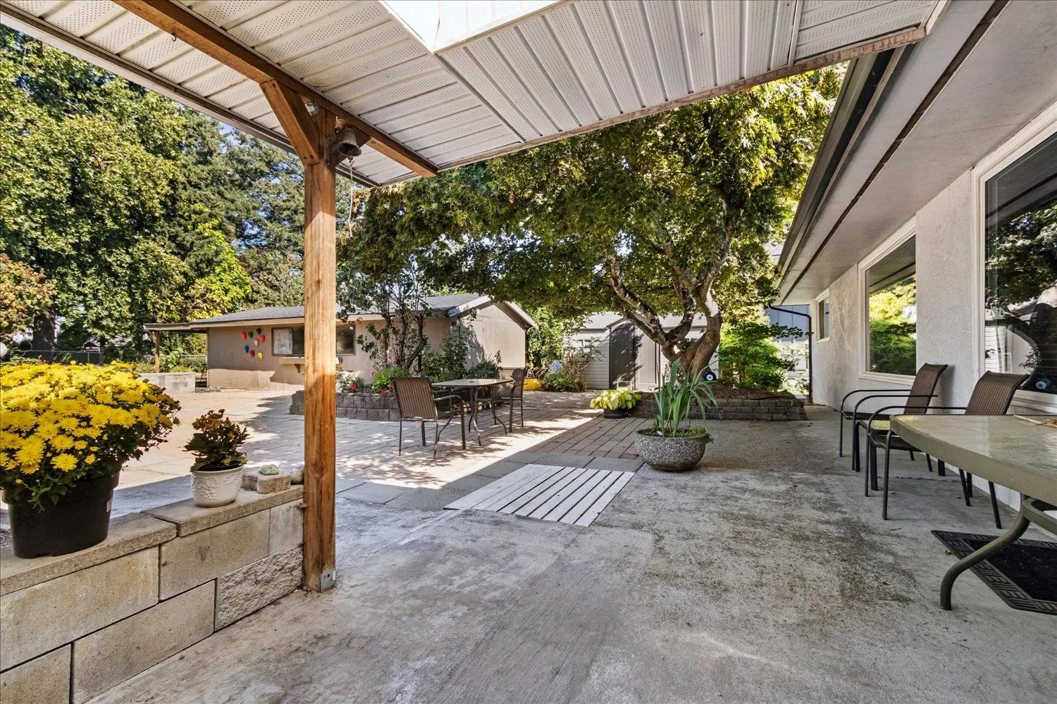 45985 Collins Drive
