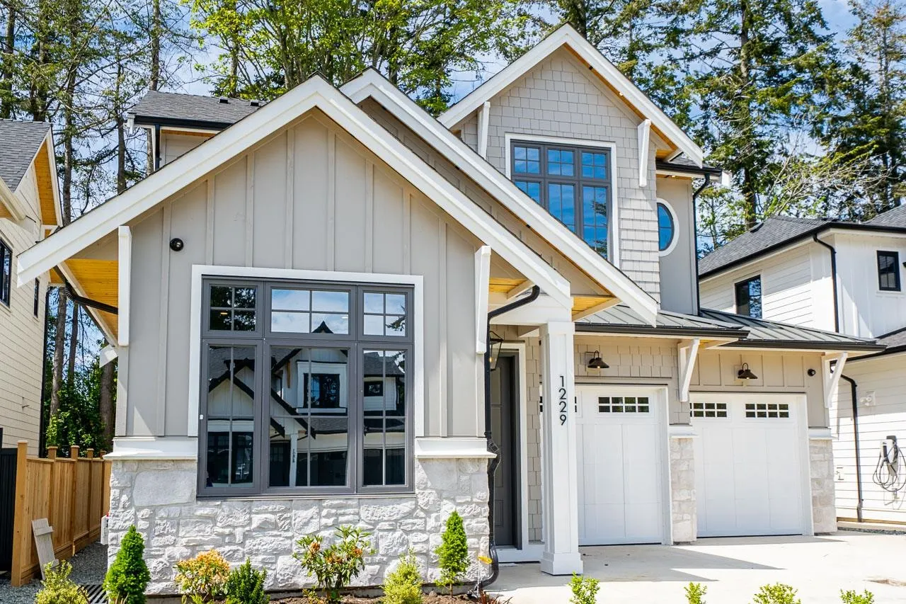 1229 Stellers Jay Place