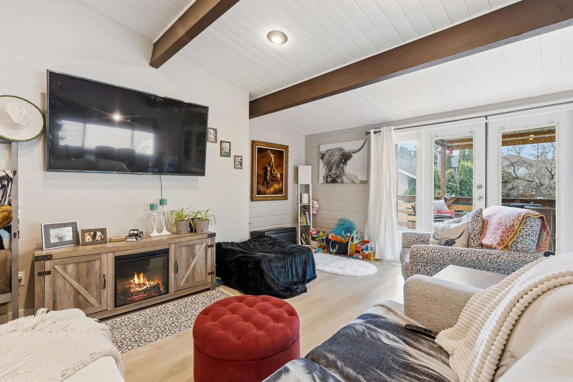 5565 Peach Road