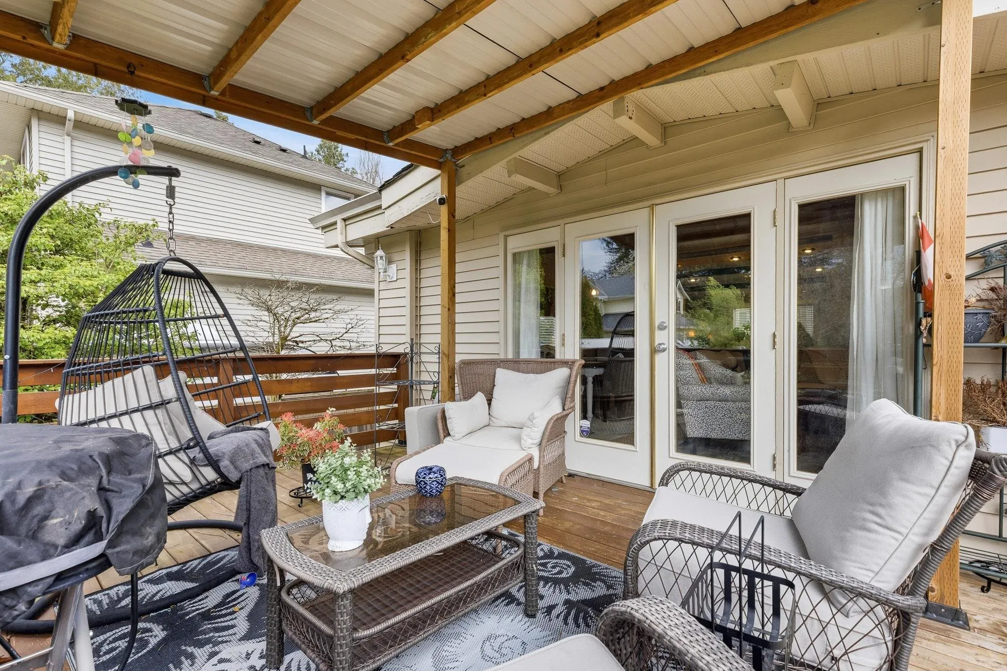 5565 Peach Road