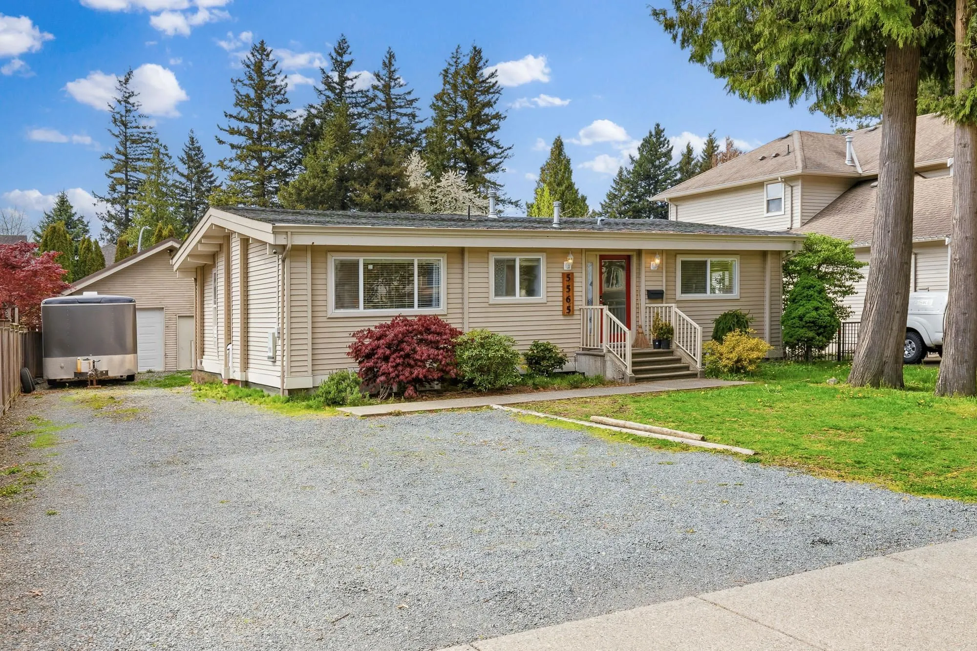 5565 Peach Road