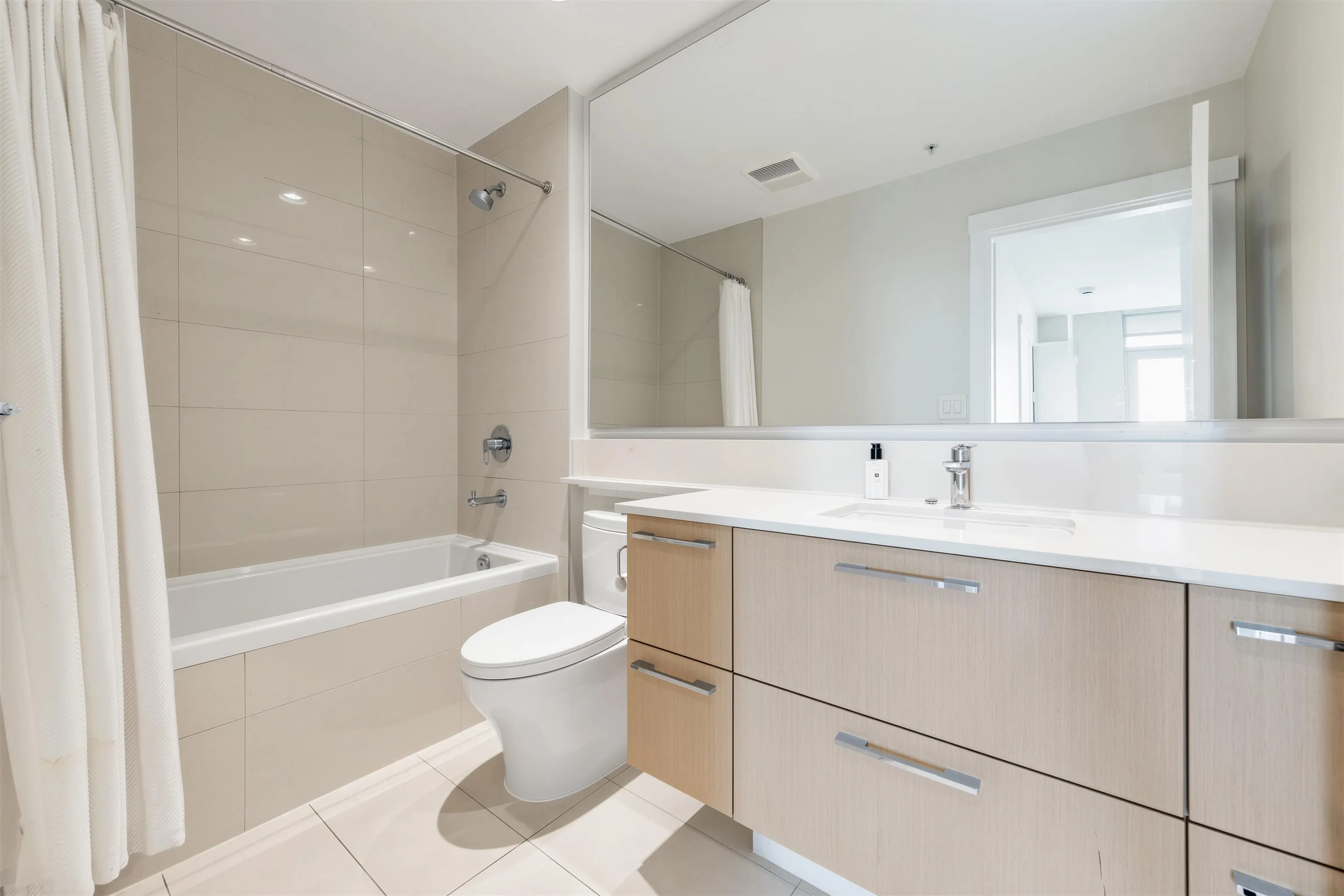 3533 Ross Drive #909