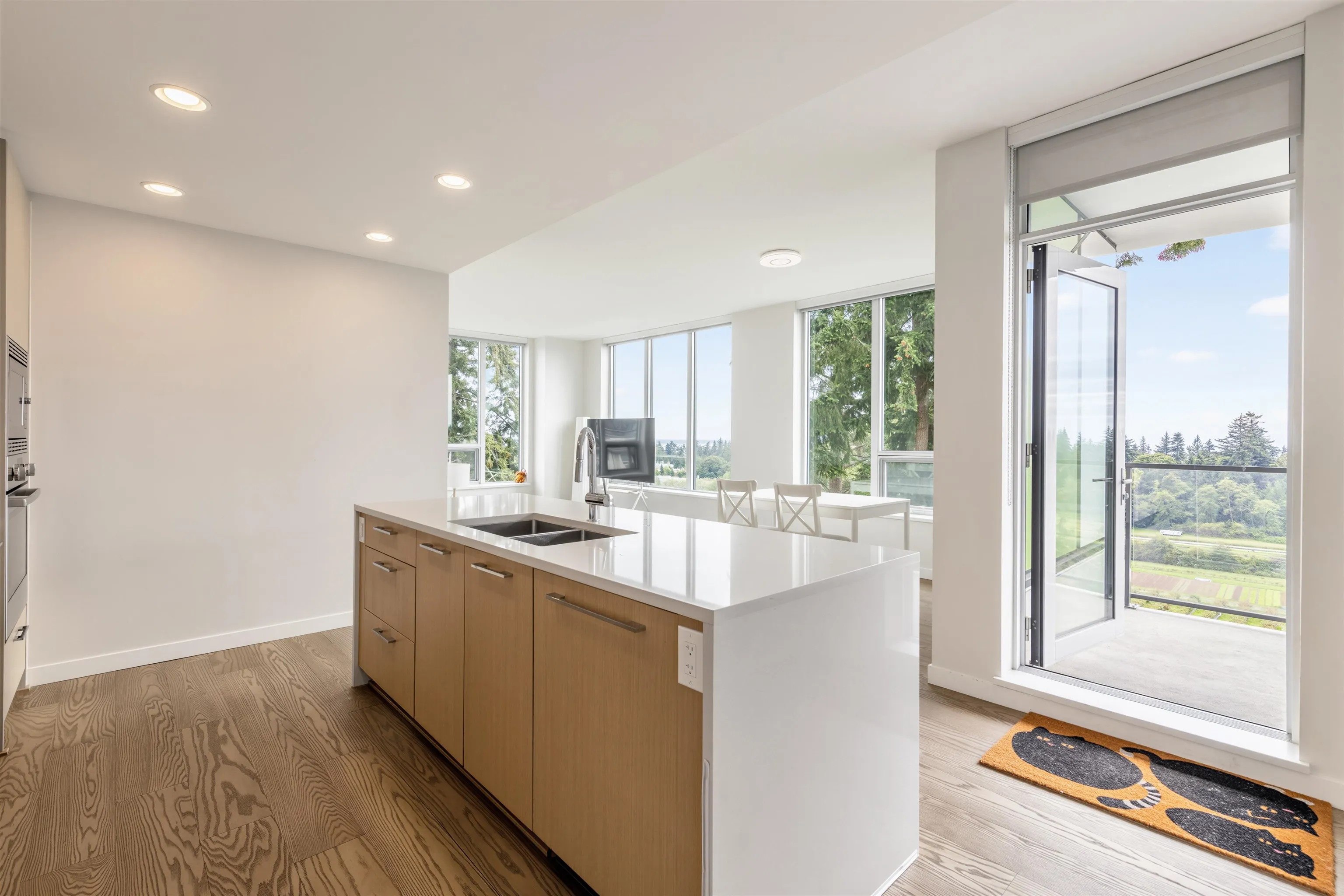 3533 Ross Drive #909