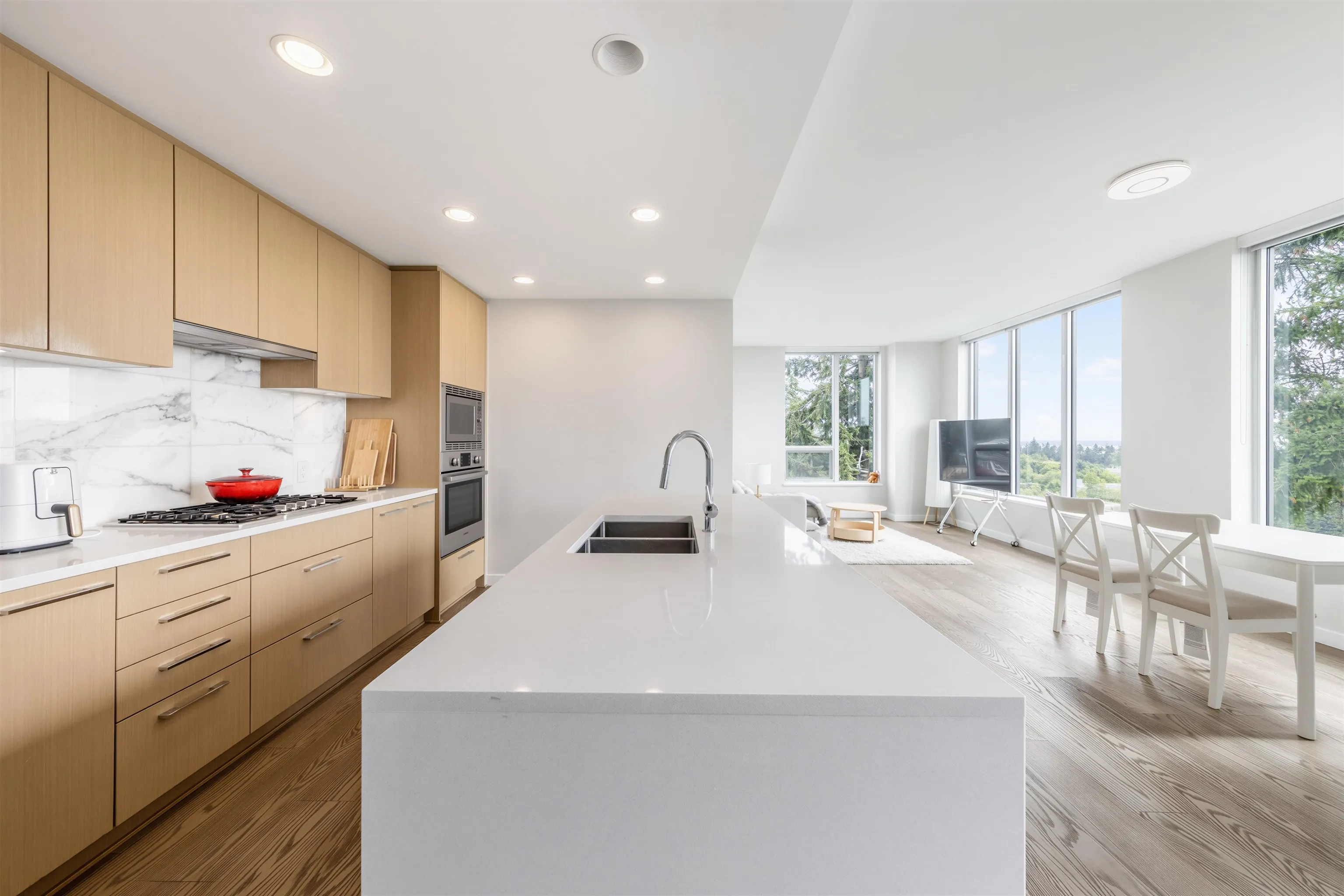 3533 Ross Drive #909