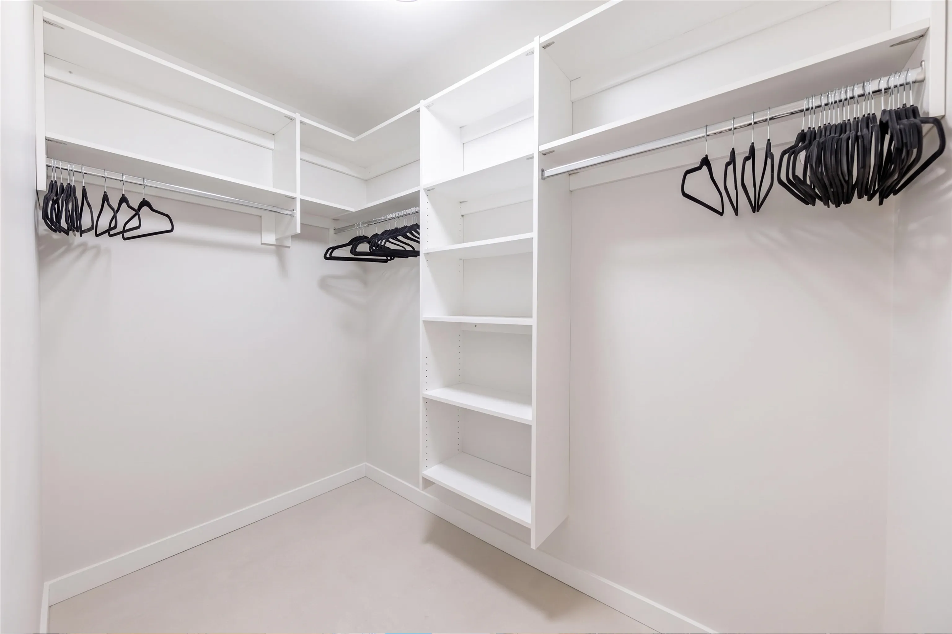 3533 Ross Drive #909