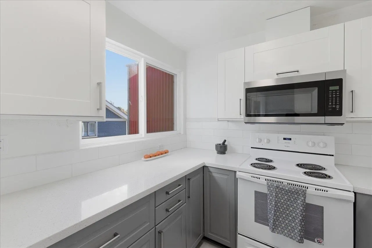 14 W 14th Avenue