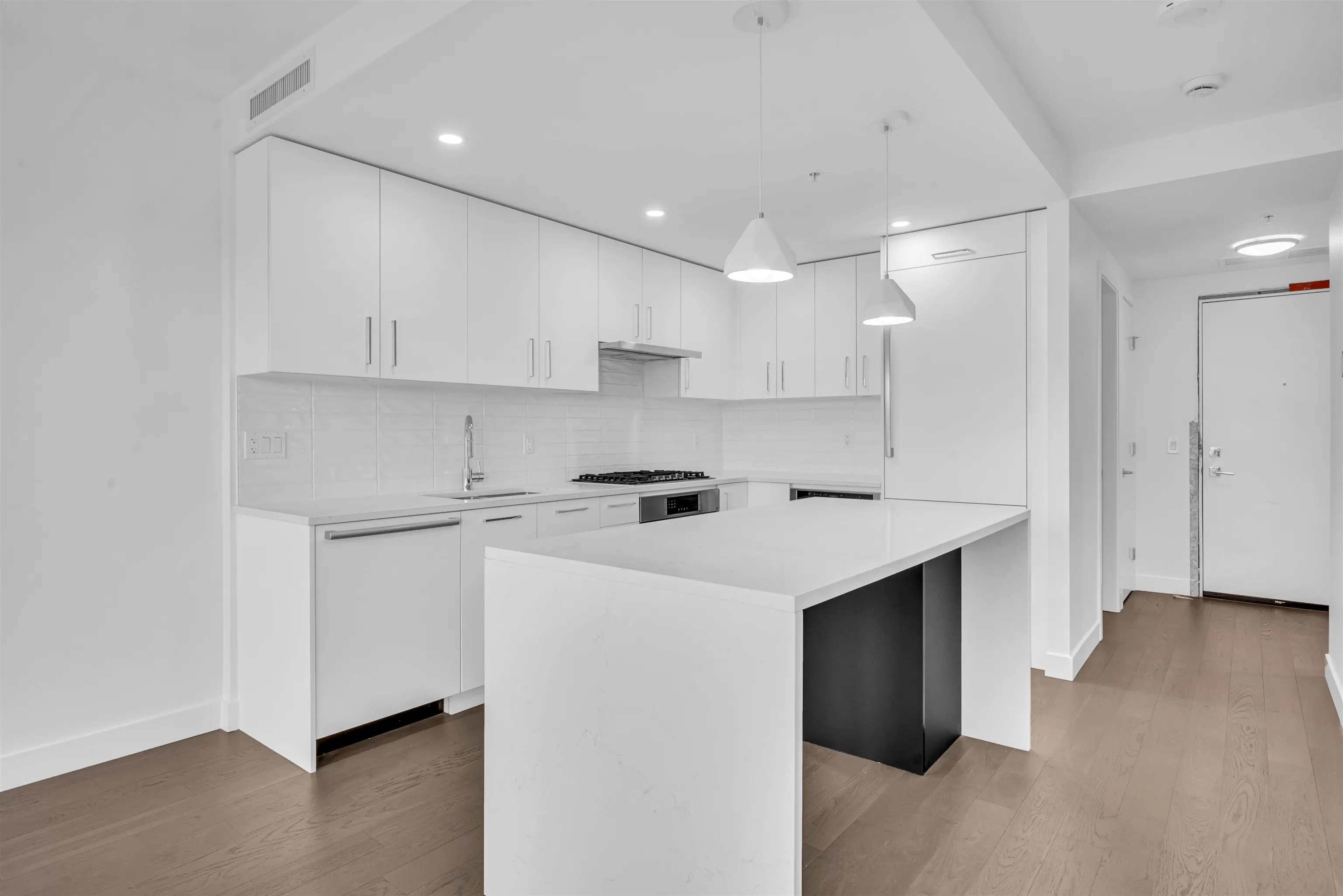 1588 Johnston Road #702