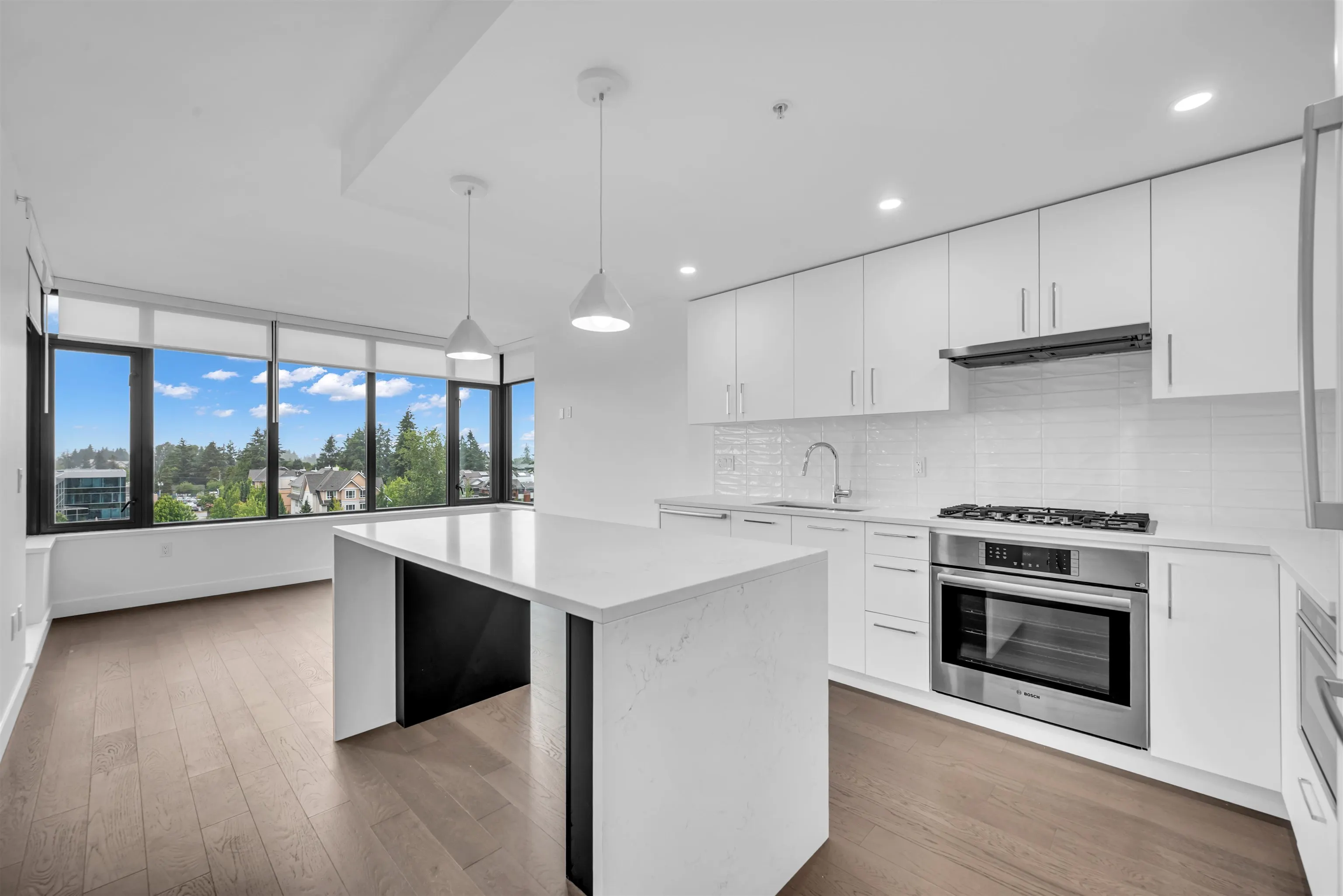 1588 Johnston Road #702