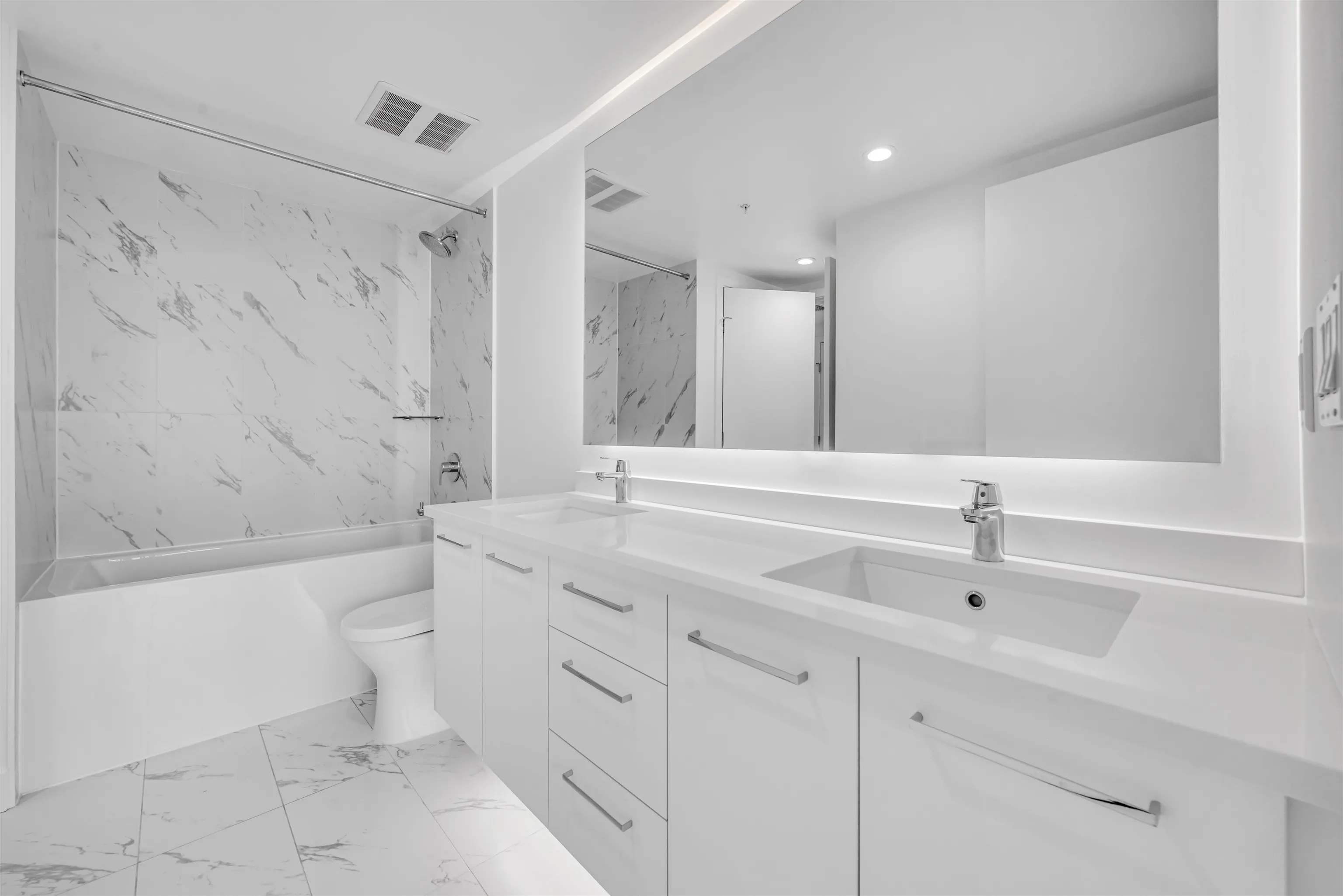 1588 Johnston Road #702