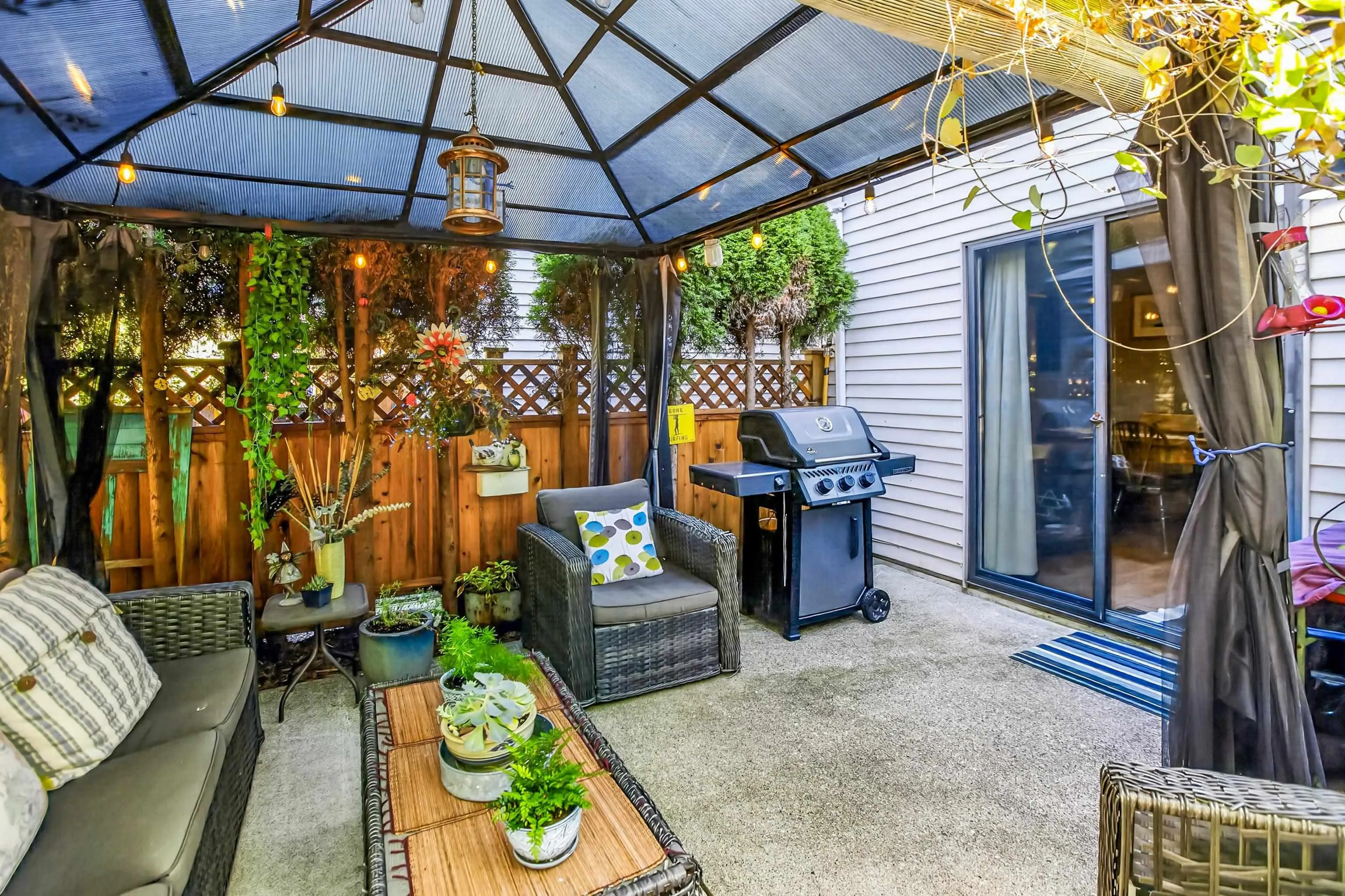 21707 Dewdney Trunk Road #11