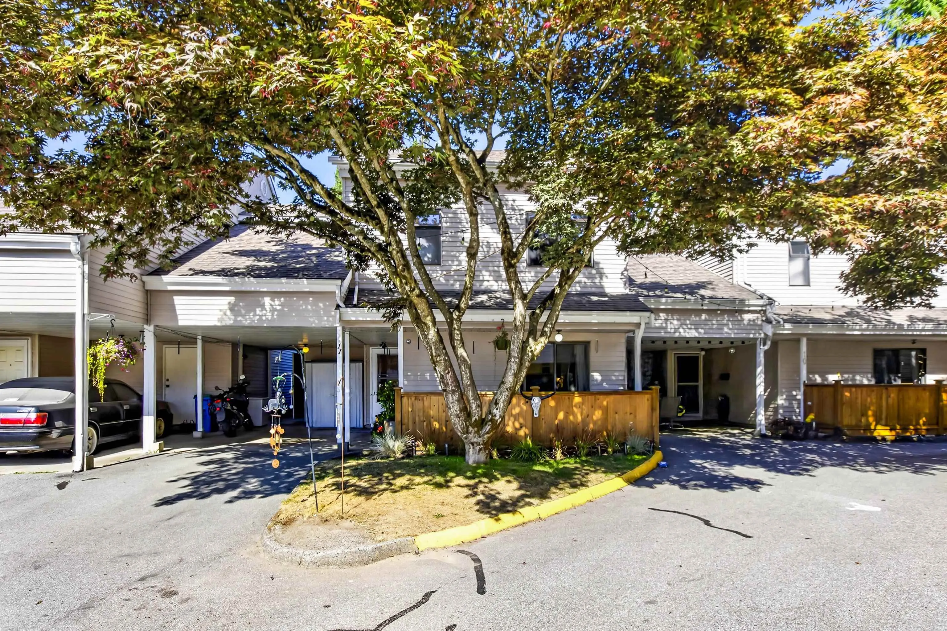 21707 Dewdney Trunk Road #11