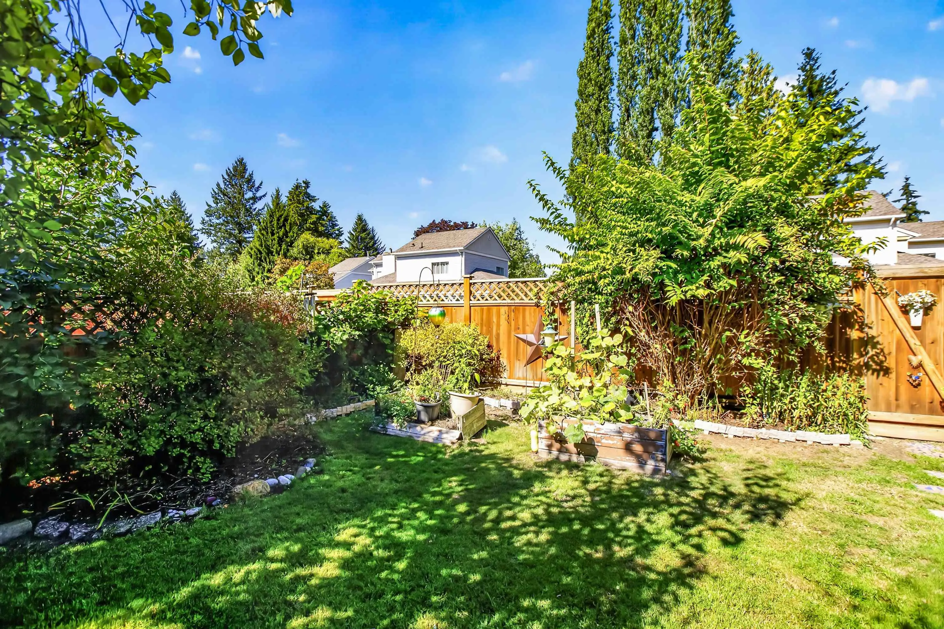 21707 Dewdney Trunk Road #11