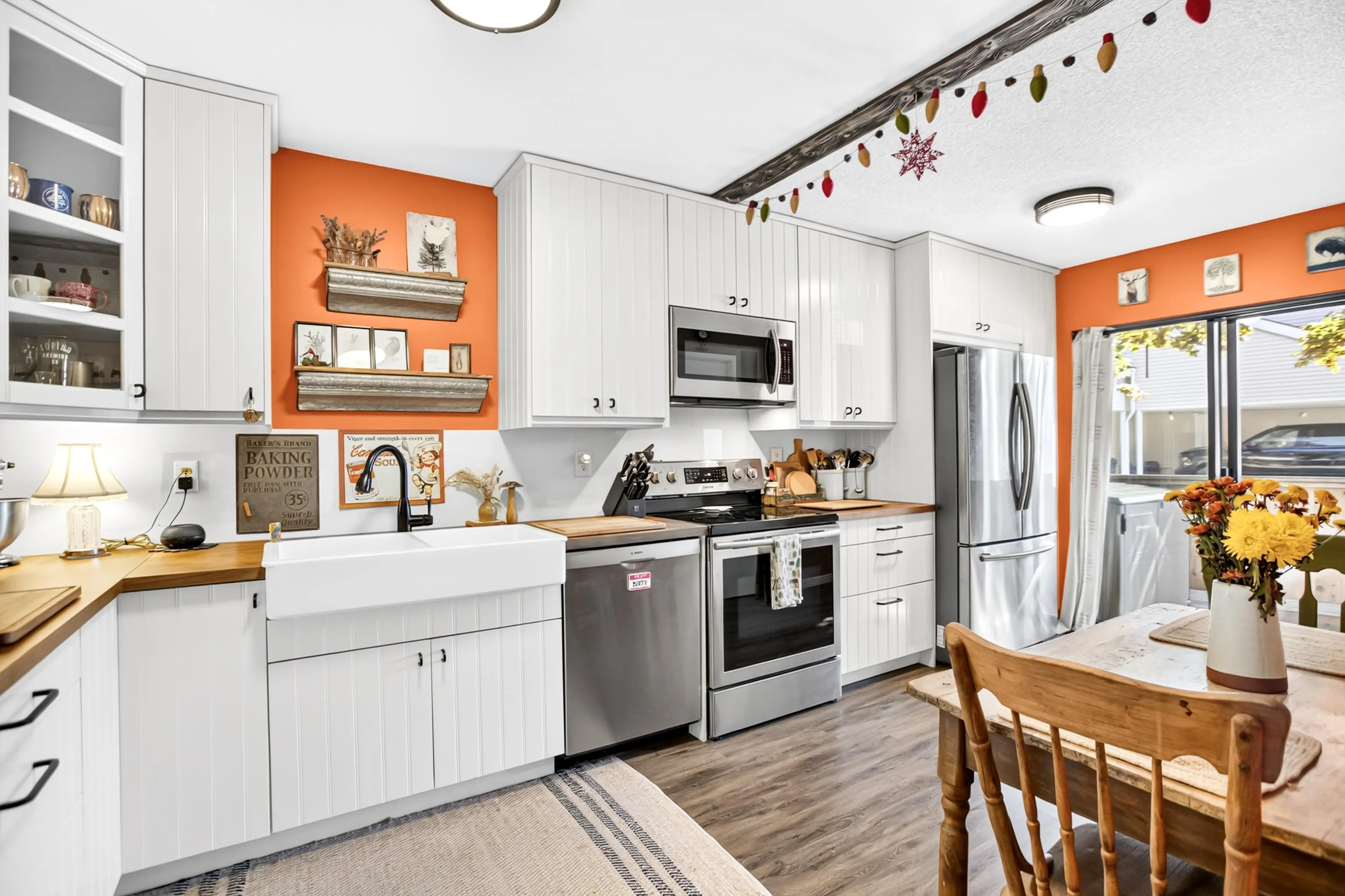 21707 Dewdney Trunk Road #11
