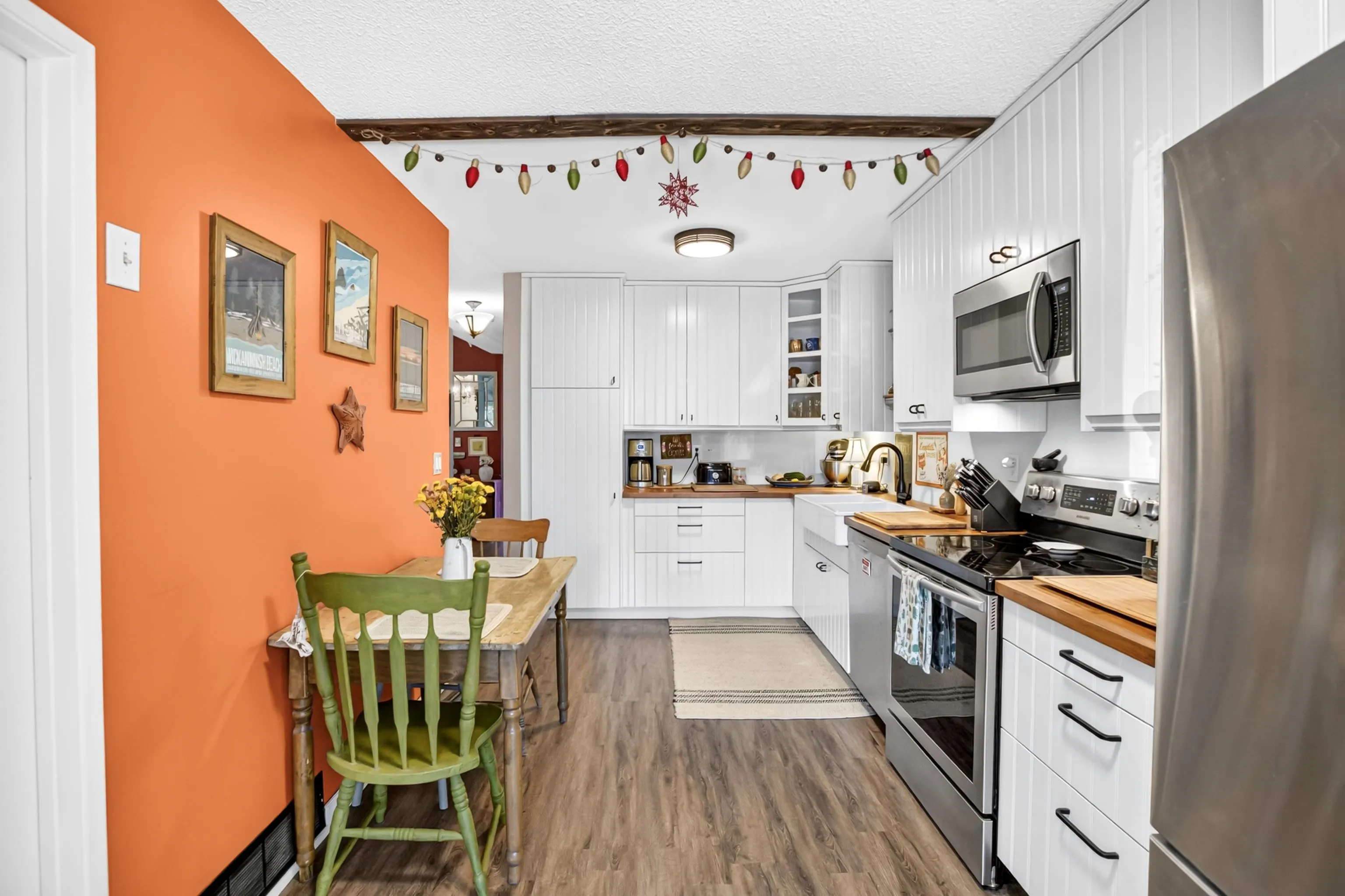 21707 Dewdney Trunk Road #11