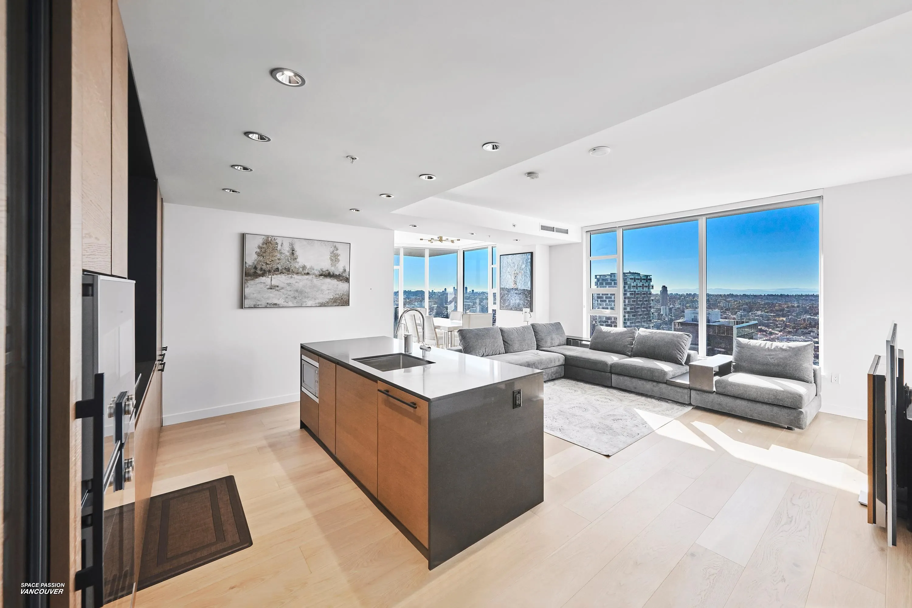 1289 Hornby Street #4806