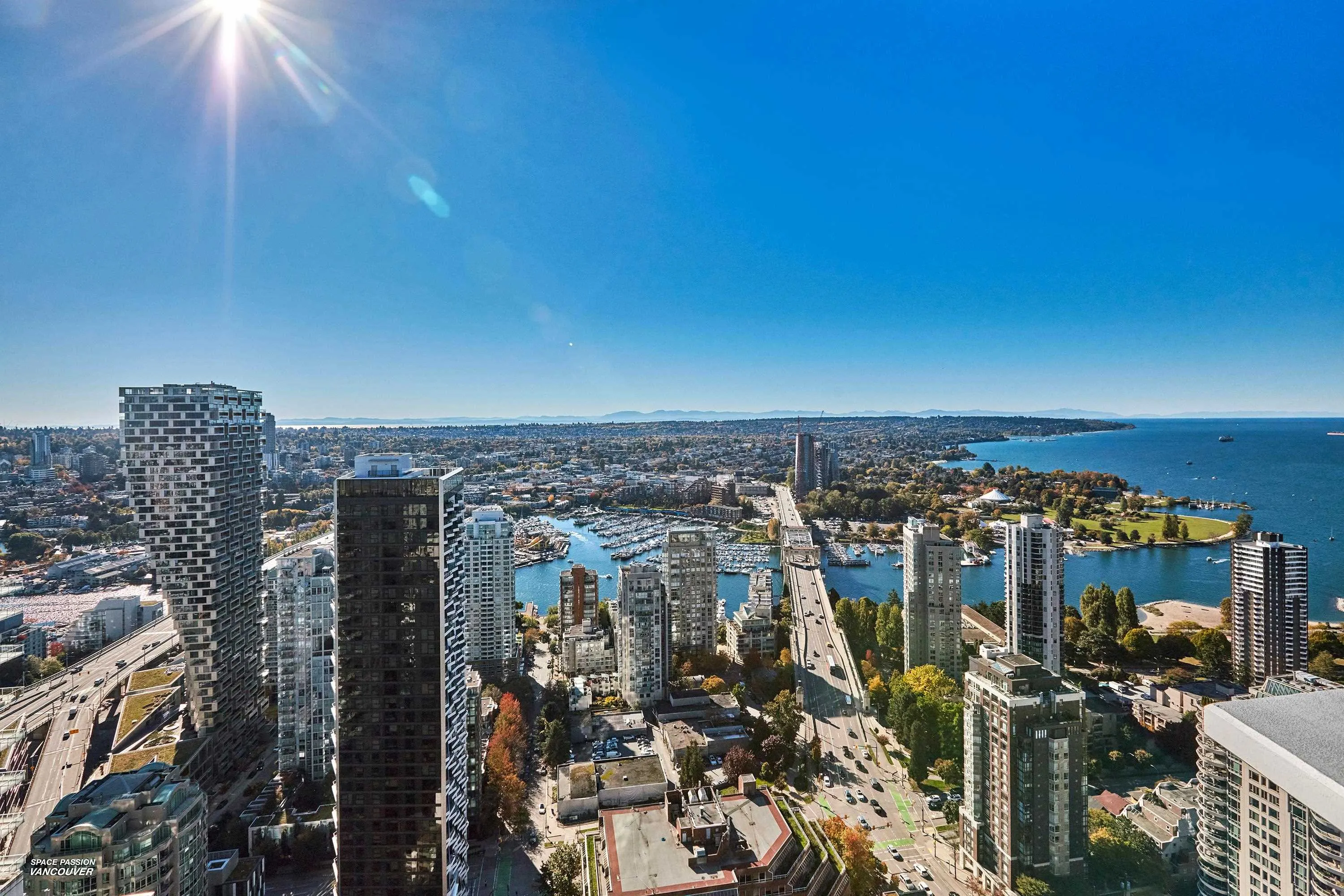 1289 Hornby Street #4806