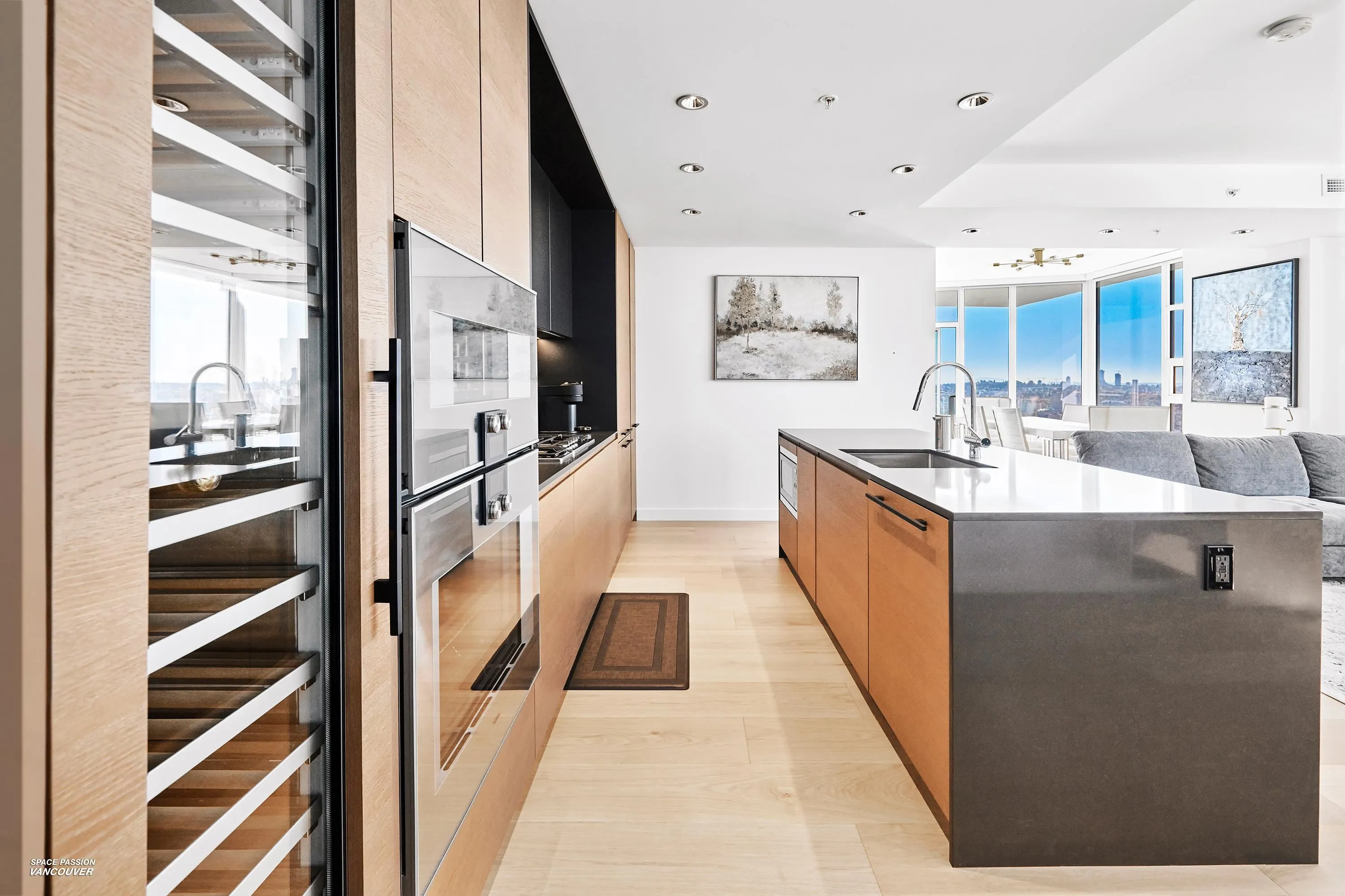 1289 Hornby Street #4806