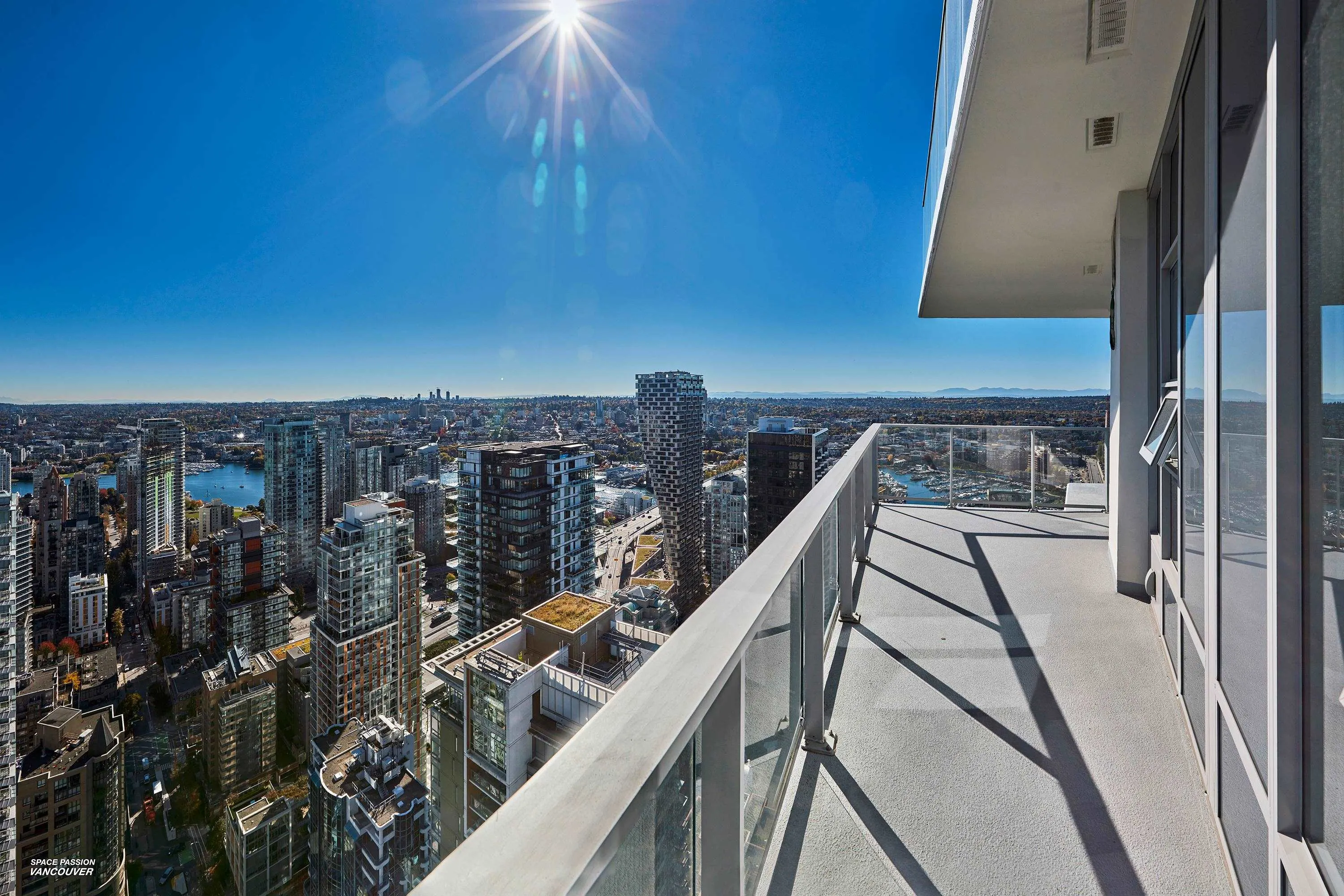 1289 Hornby Street #4806