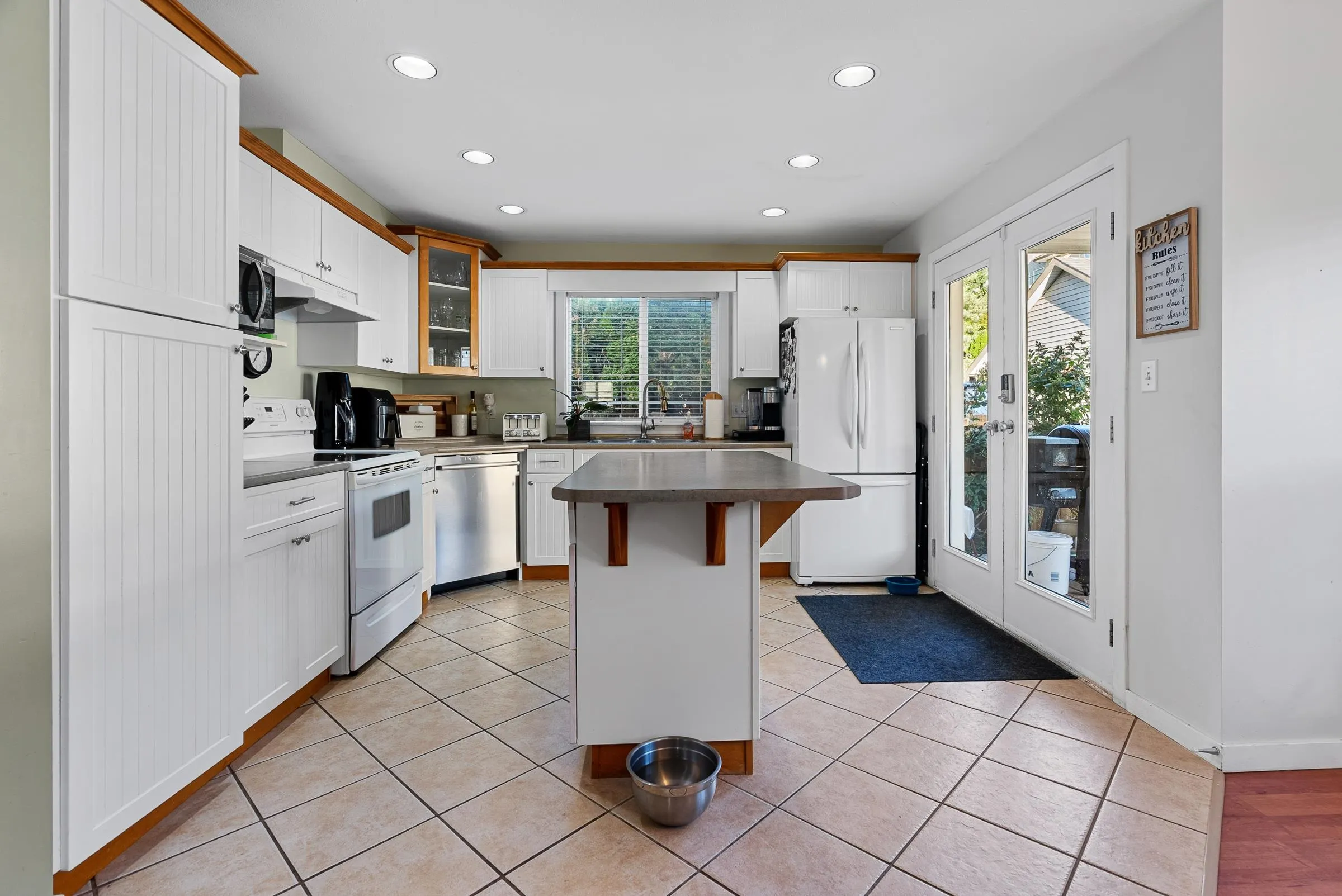 46434 Lear Drive