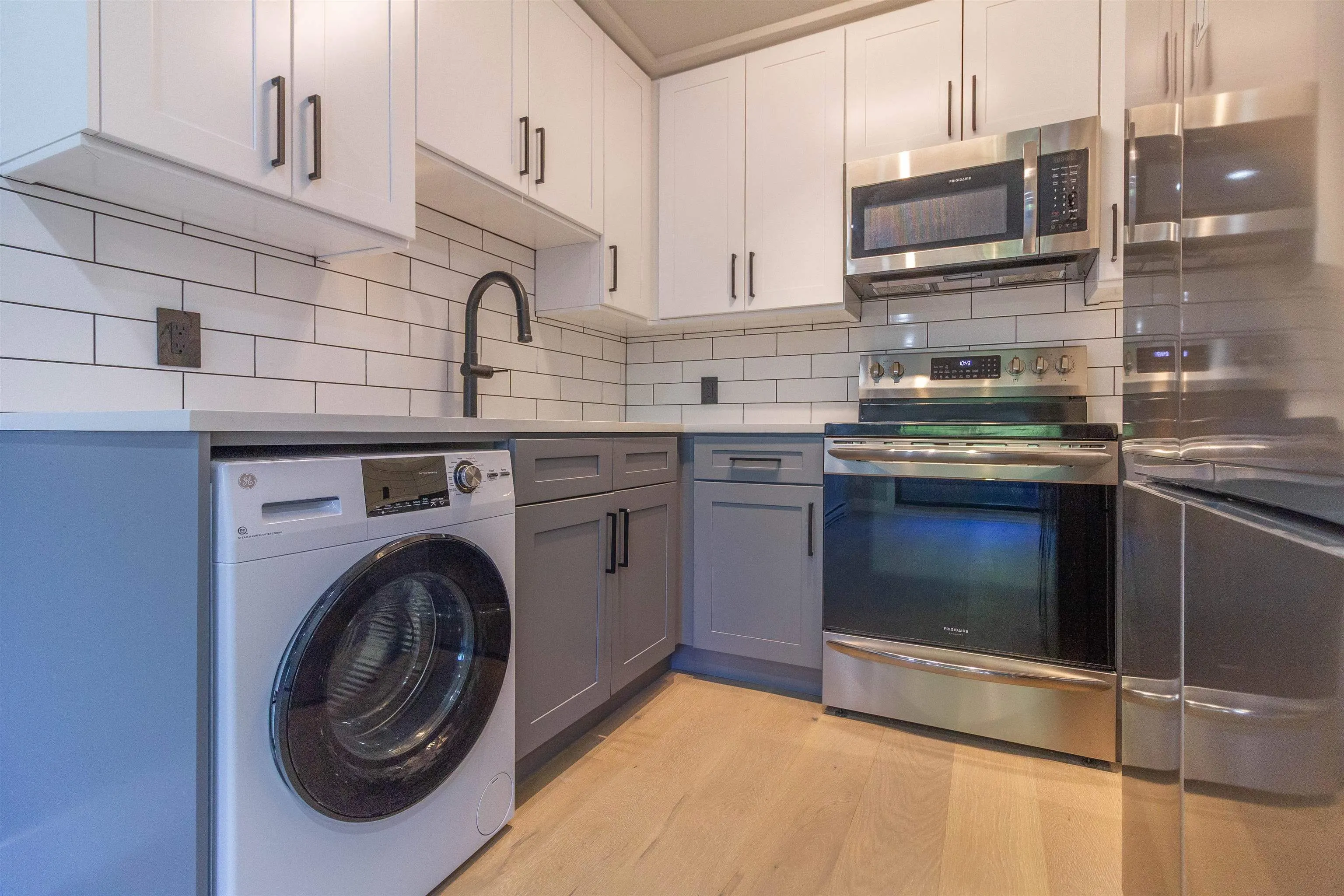 1948 Coquitlam Avenue #201