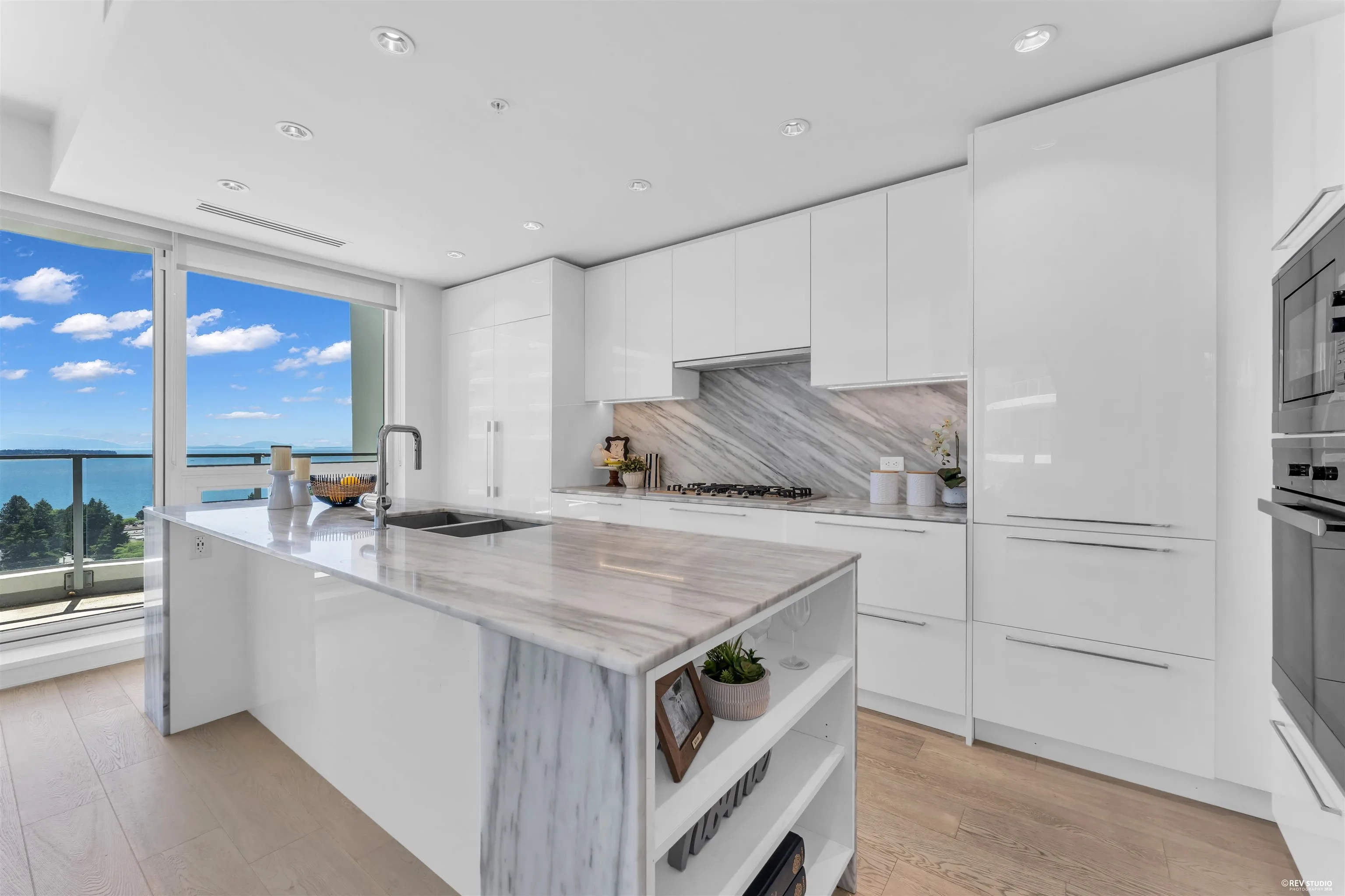 1500 Martin Street #1106