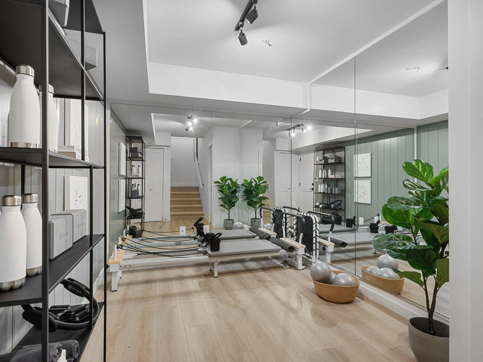 24951 112 Avenue #48