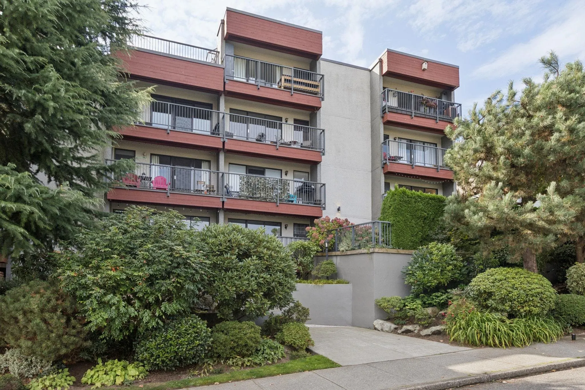 2120 W 2nd Avenue #206