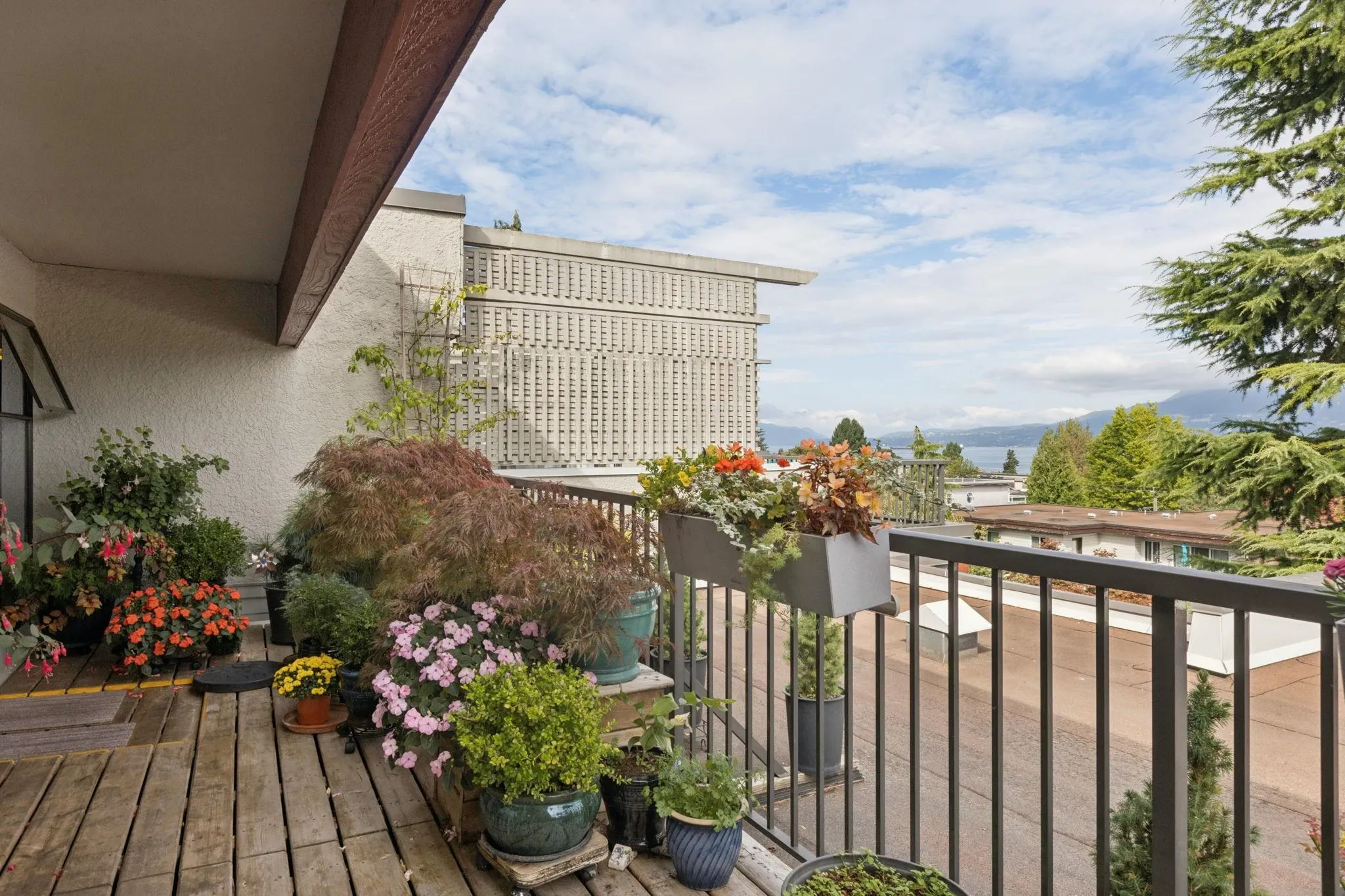 2120 W 2nd Avenue #206