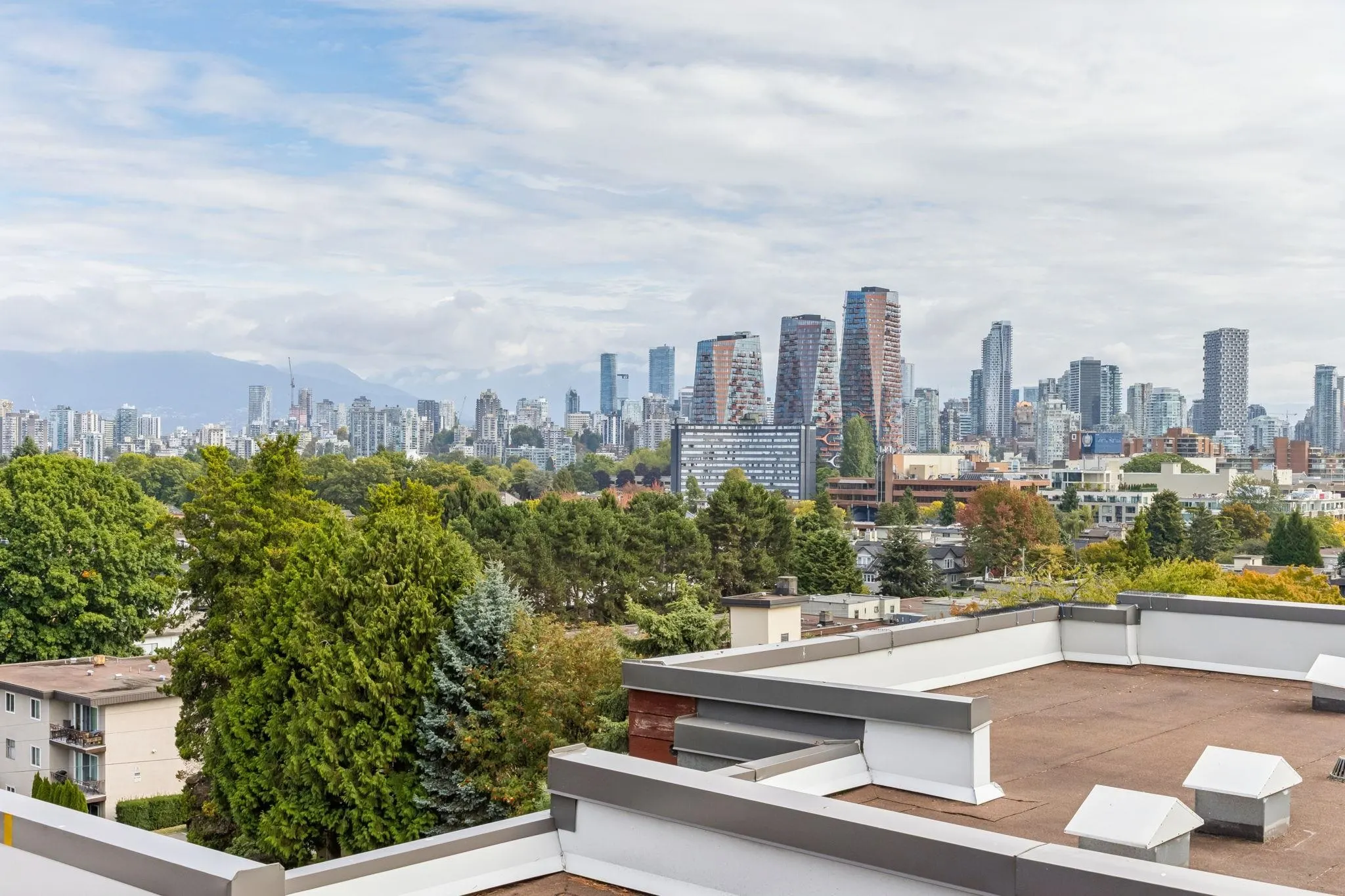 2120 W 2nd Avenue #206