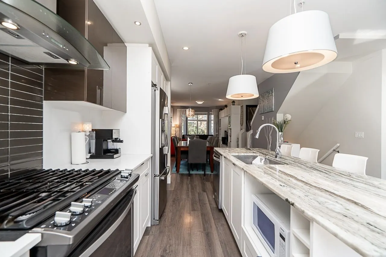 20852 77a Avenue #78