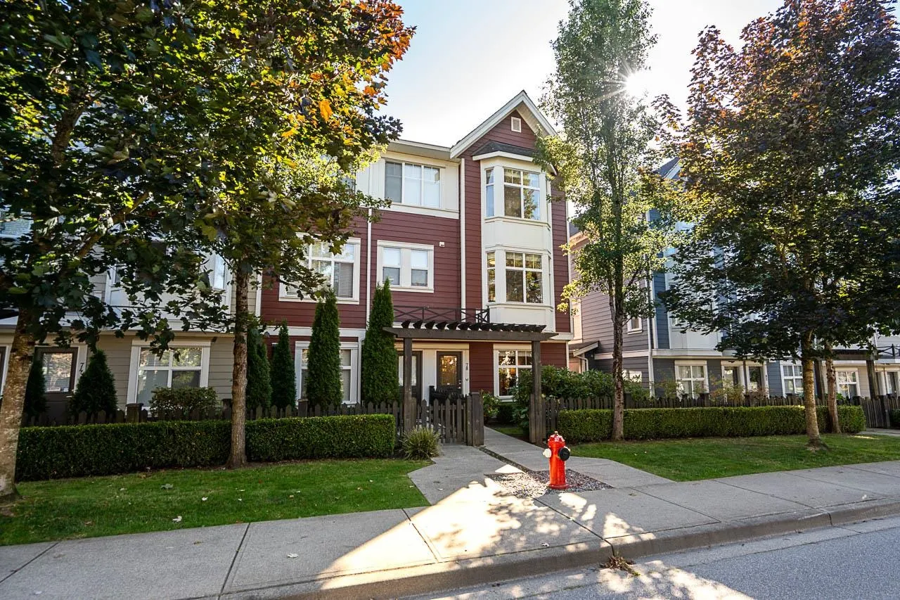 20852 77a Avenue #78