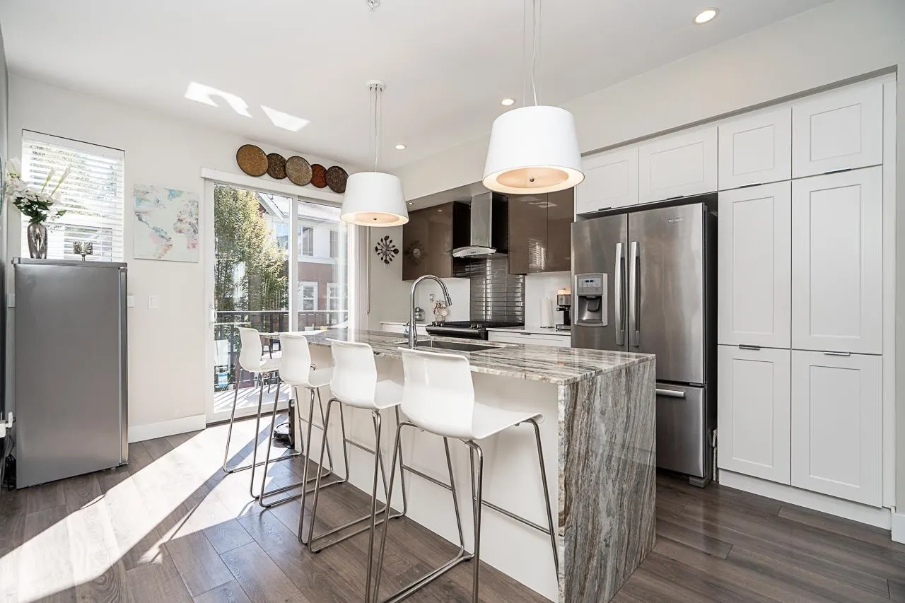 20852 77a Avenue #78