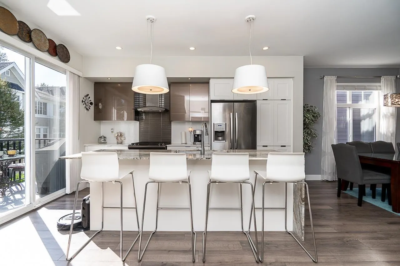 20852 77a Avenue #78
