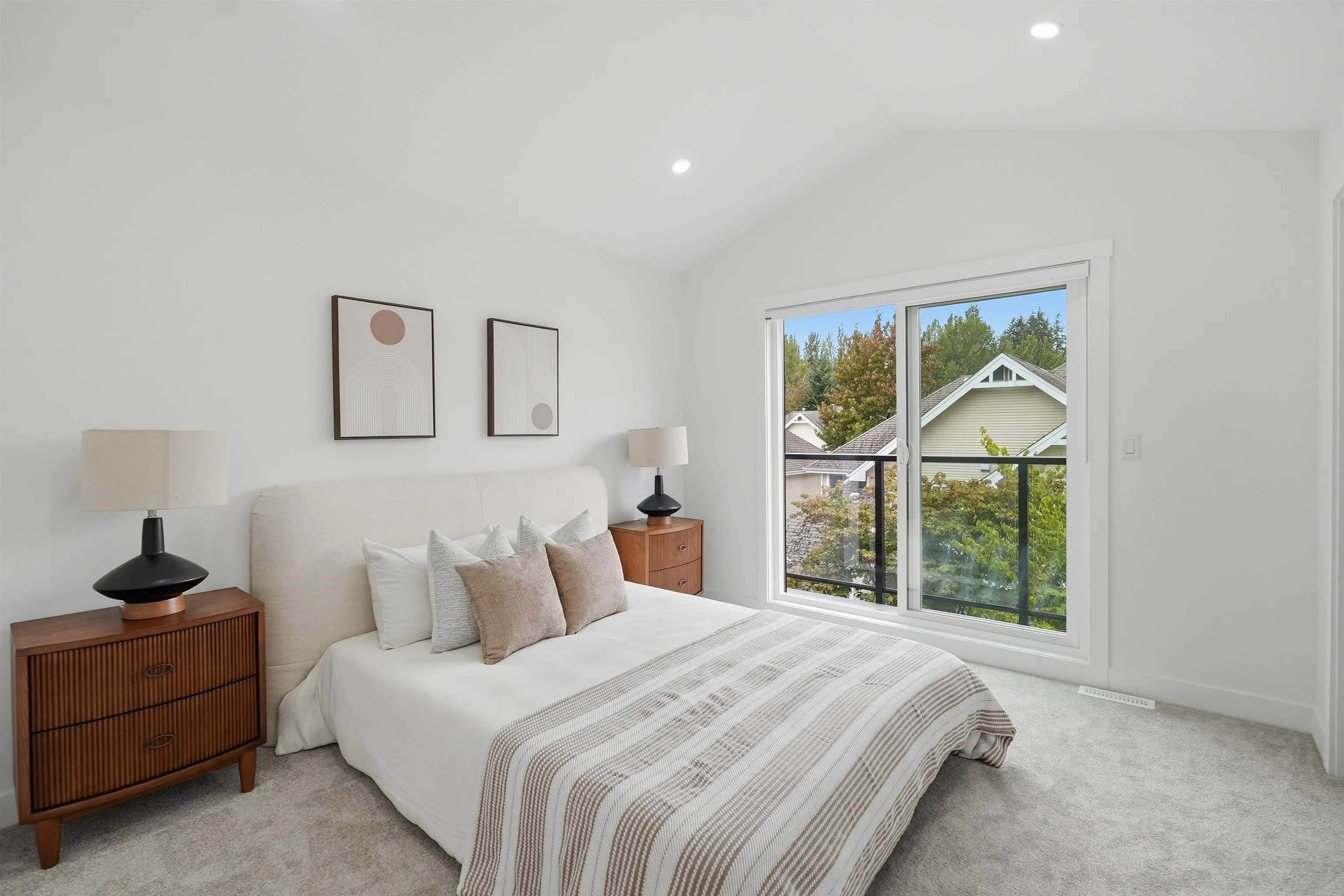 5629 King George Boulevard #2