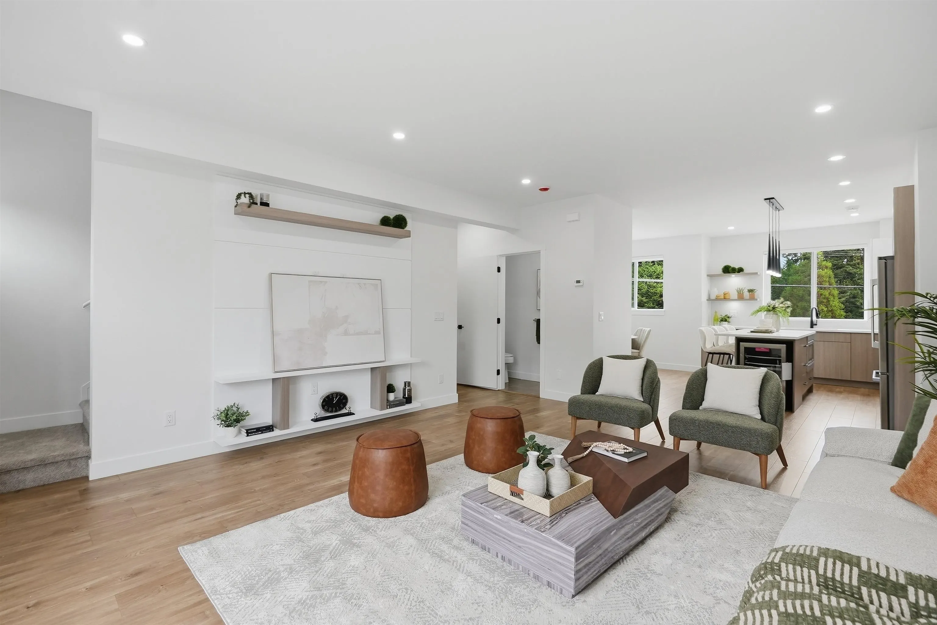 5629 King George Boulevard #2