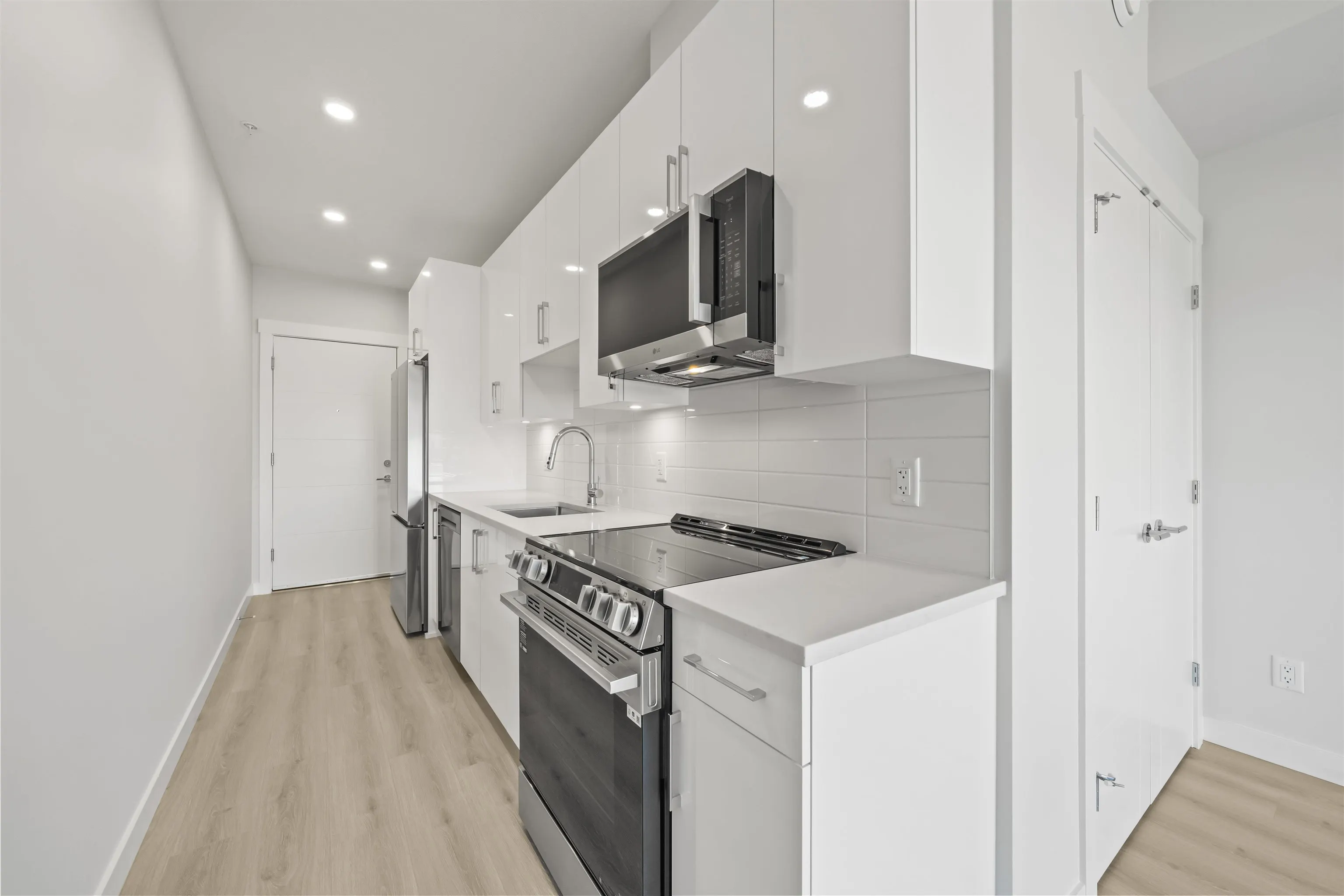 8423 Cedar Street #501