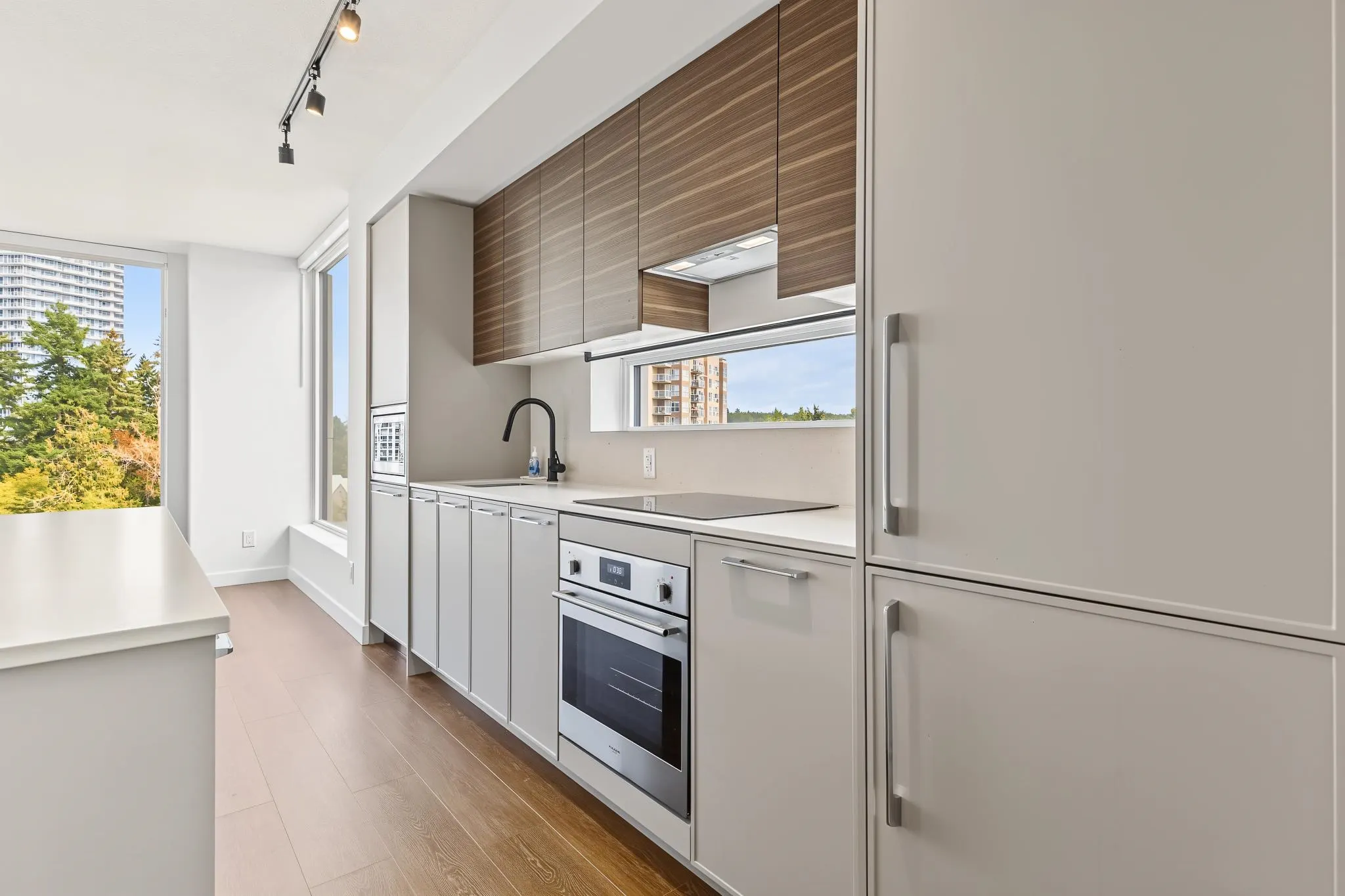 13725 George Junction #809