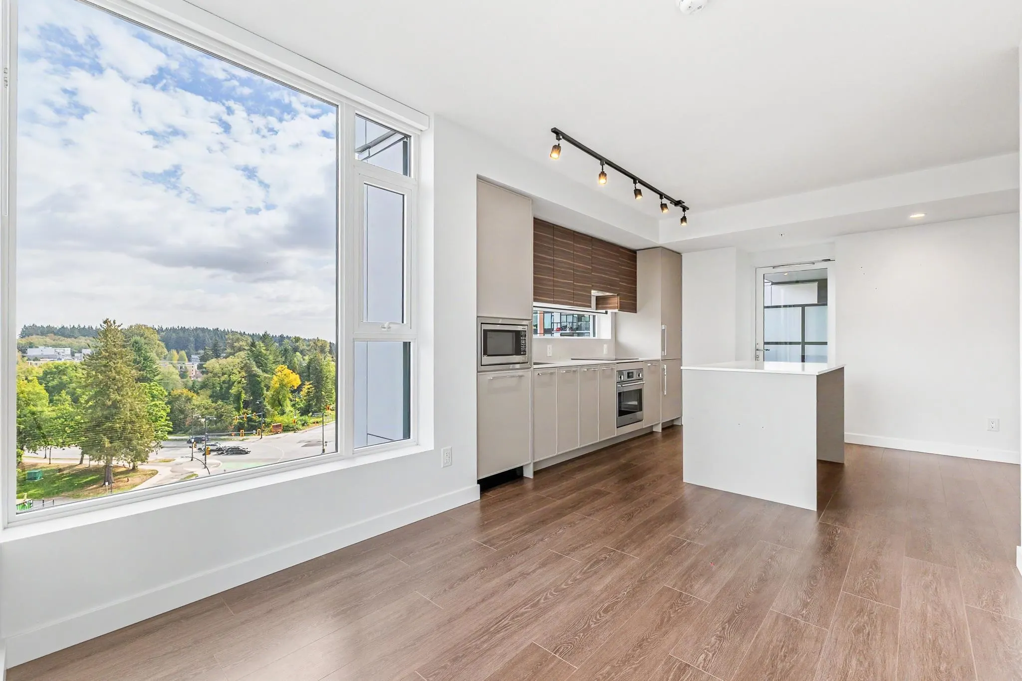 13725 George Junction #809
