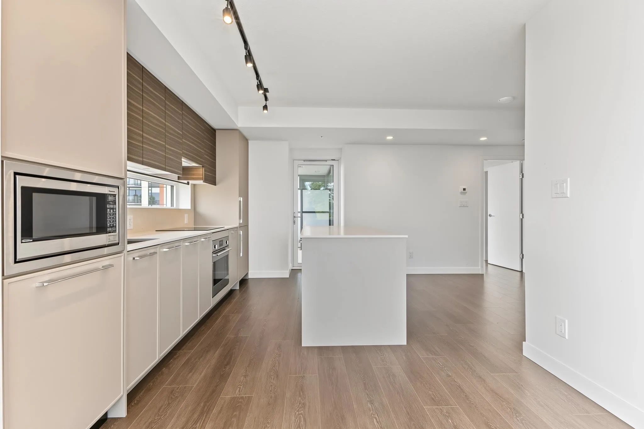 13725 George Junction #809