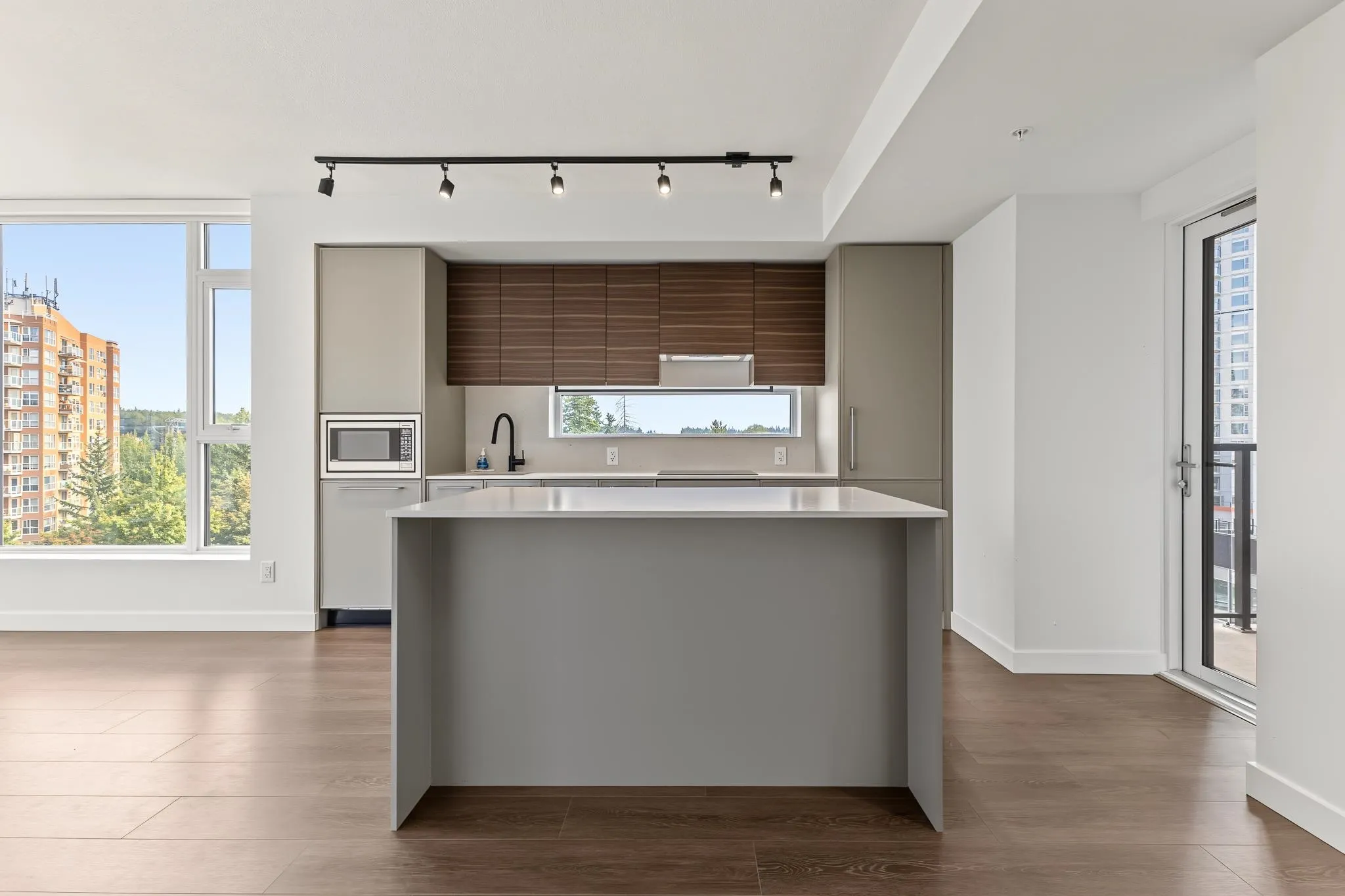 13725 George Junction #809