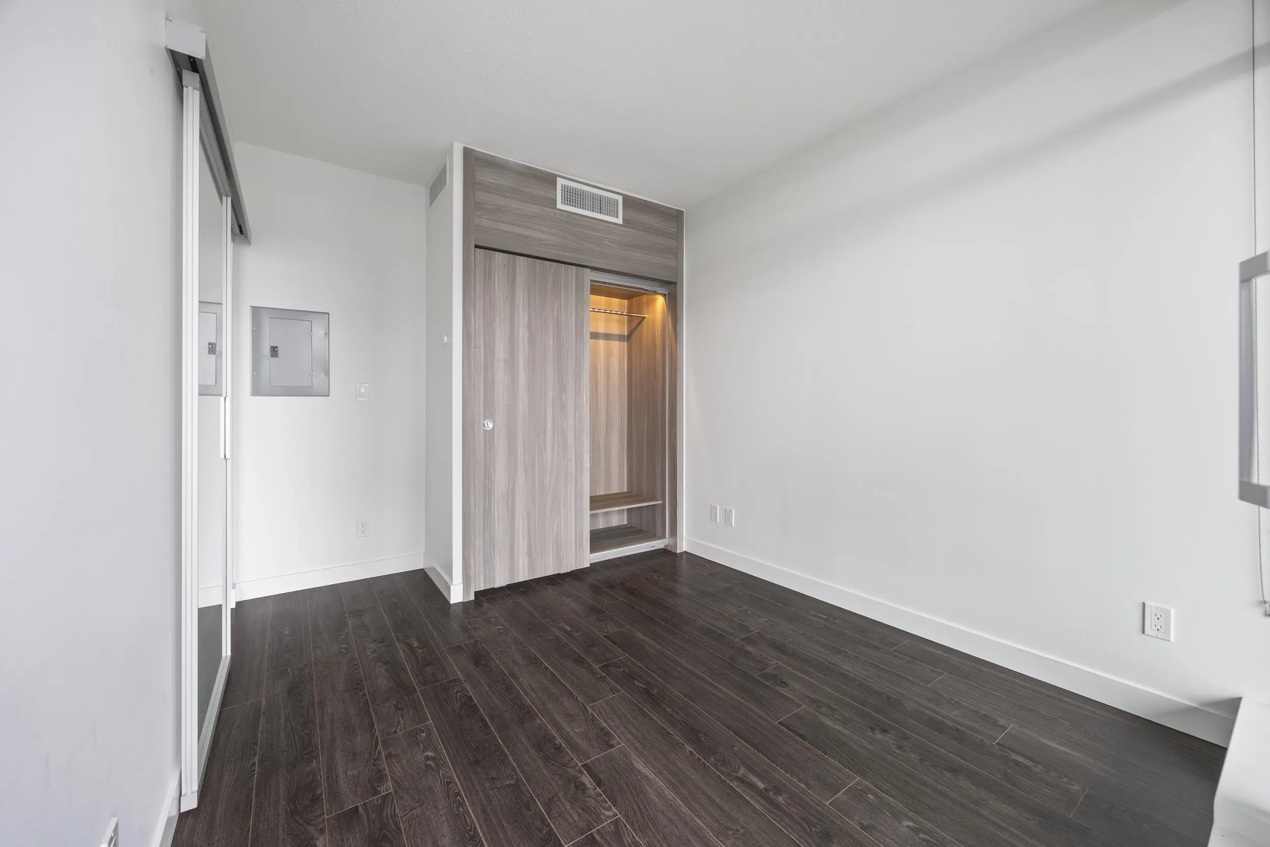 4730 Lougheed Highway #2912