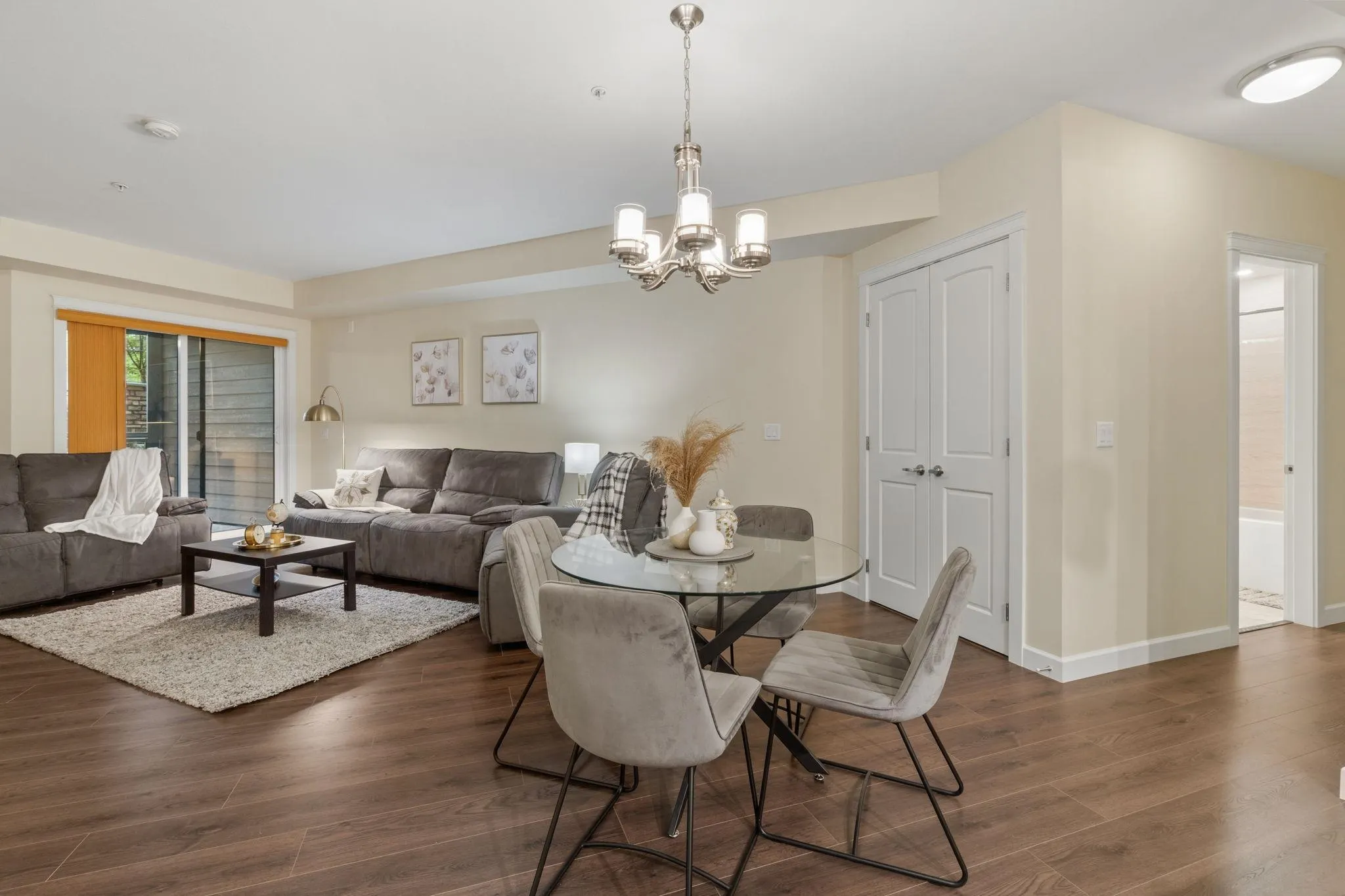 20376 86 Avenue #208