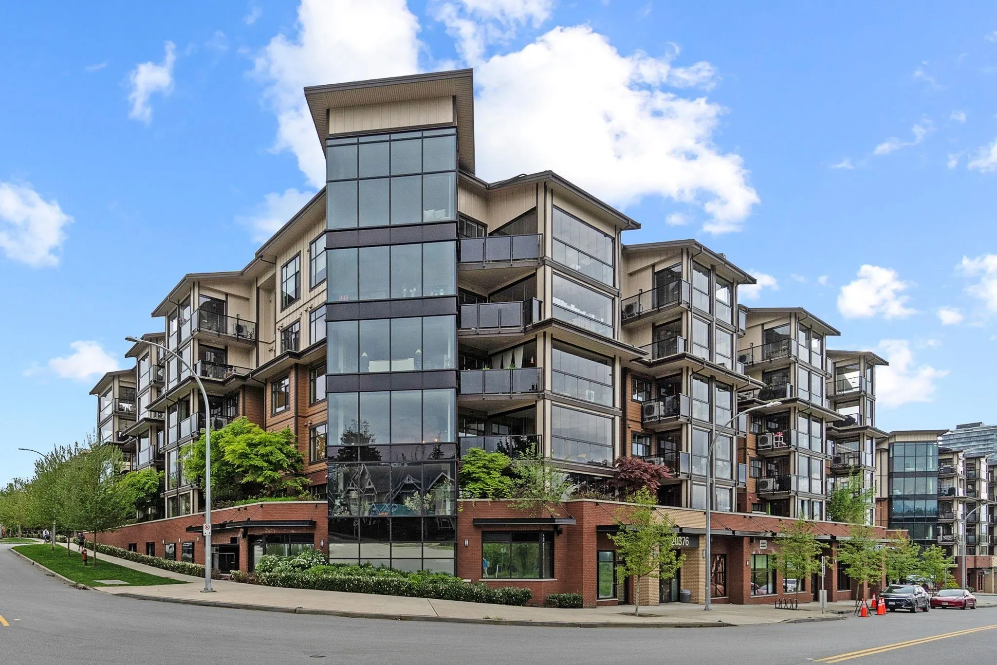 20376 86 Avenue #208